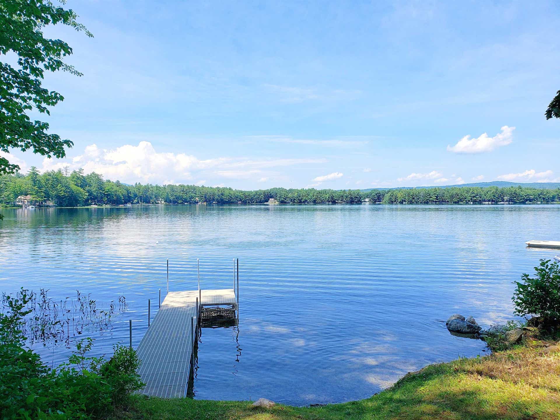 85 Governor Wentworth Highway, Tuftonboro, NH 03816