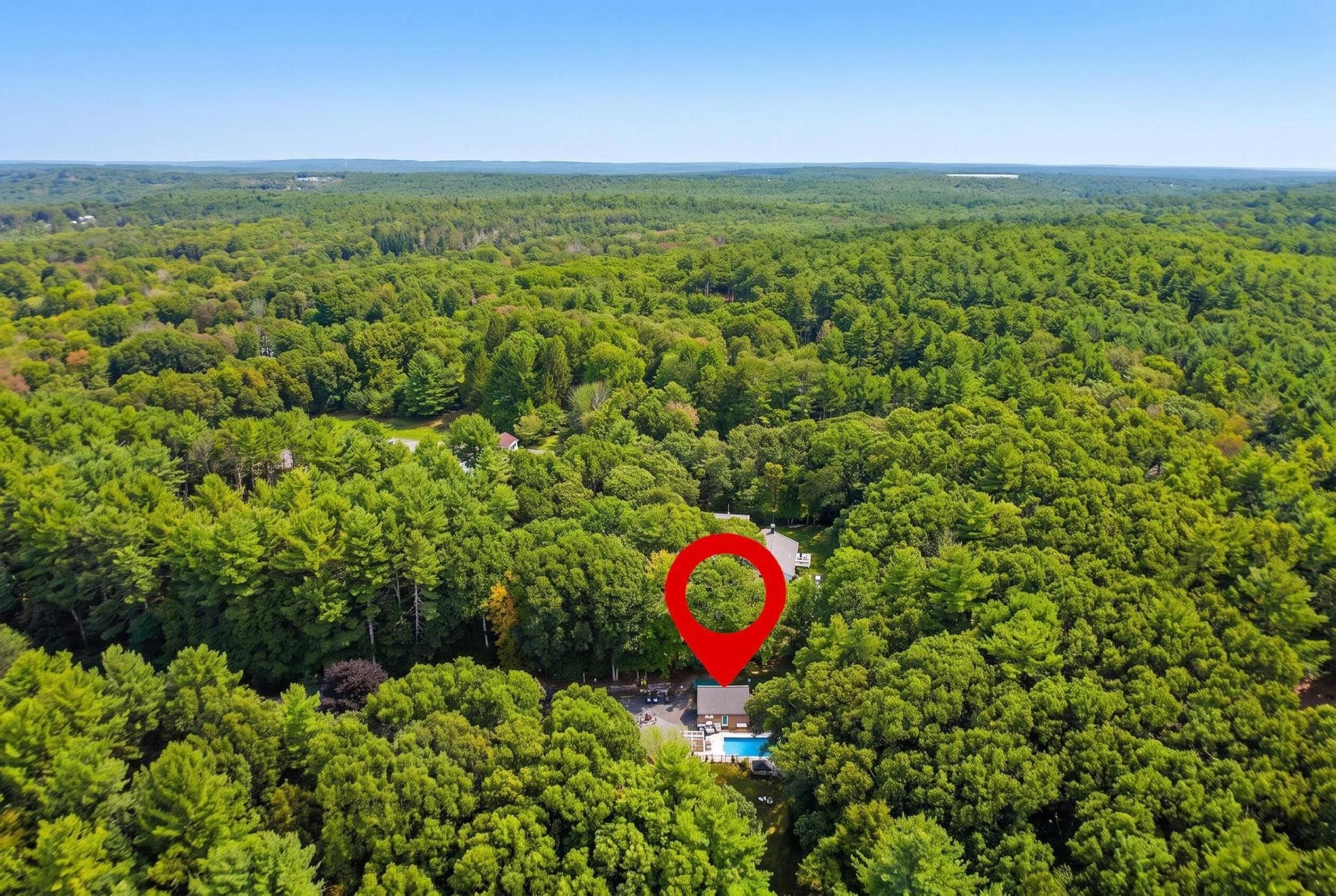 17 Maple Street, Douglas, MA 01516