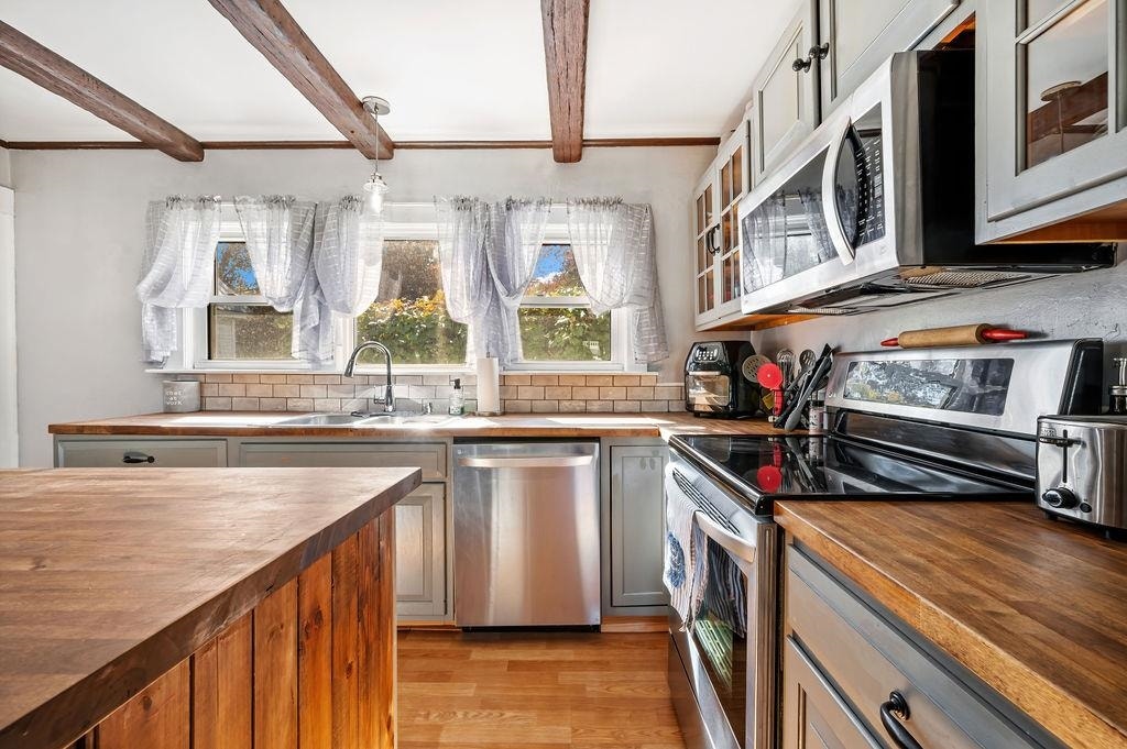 230 Broad Street, Claremont, NH 03743