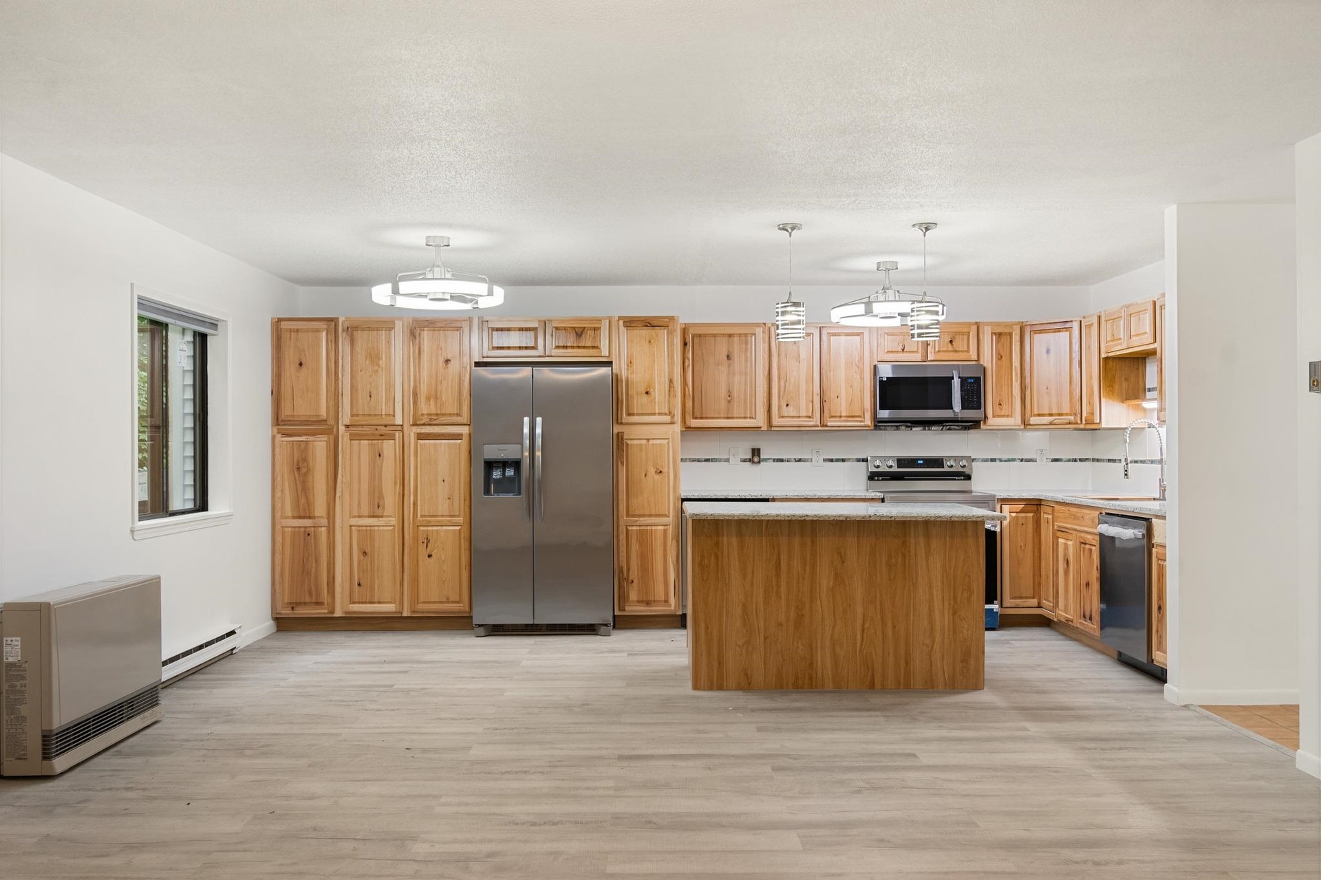 77 Bayberry Lane, South Burlington, VT 05403