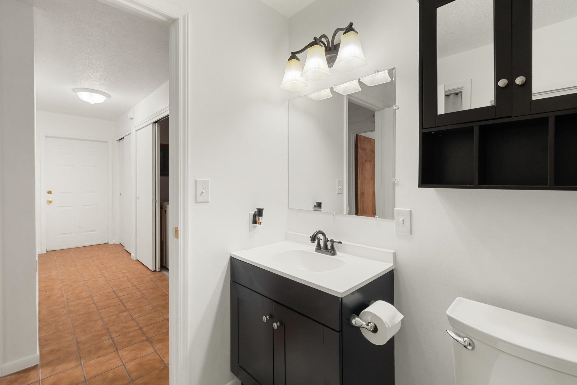 77 Bayberry Lane, South Burlington, VT 05403