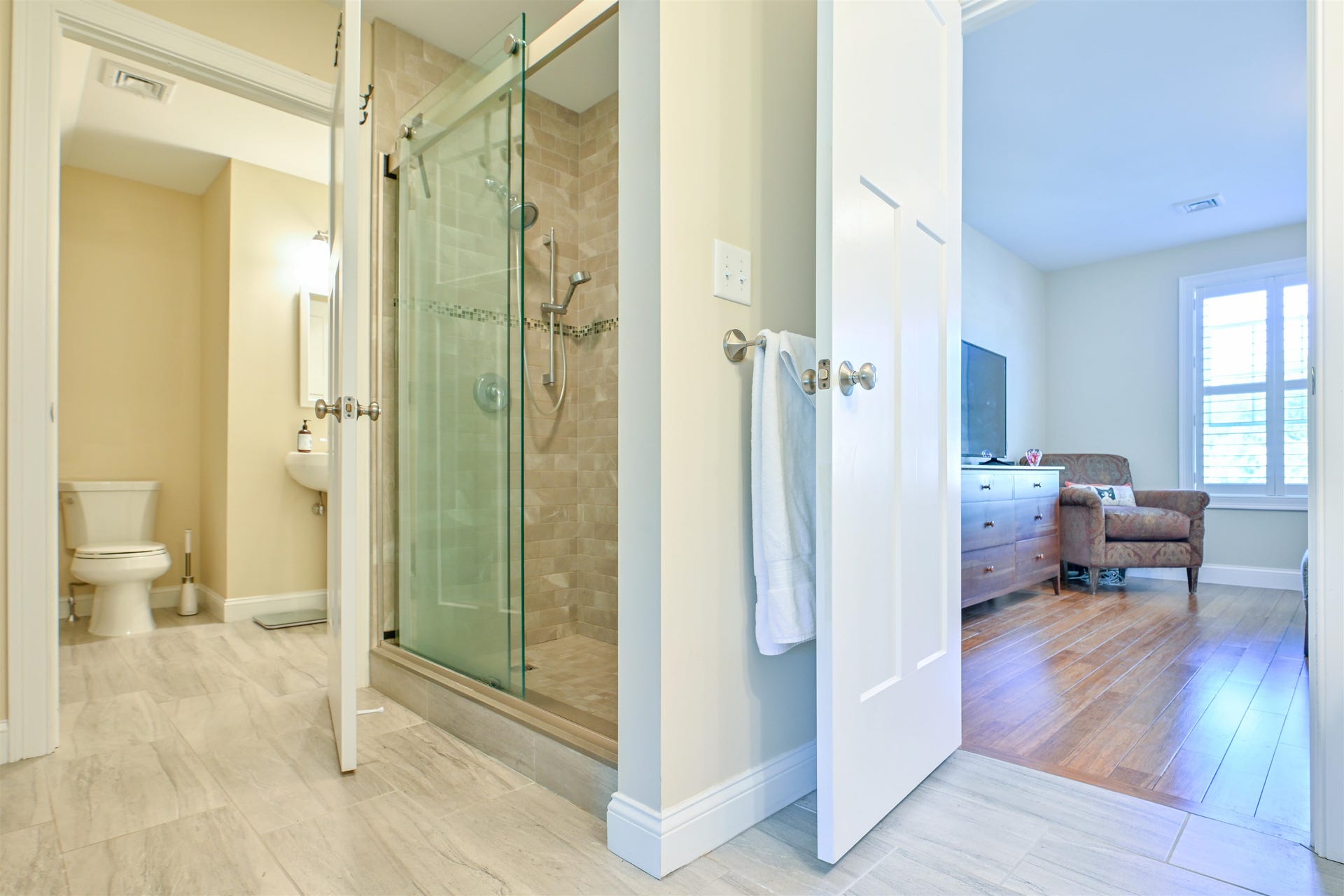 Nice tile step-in shower