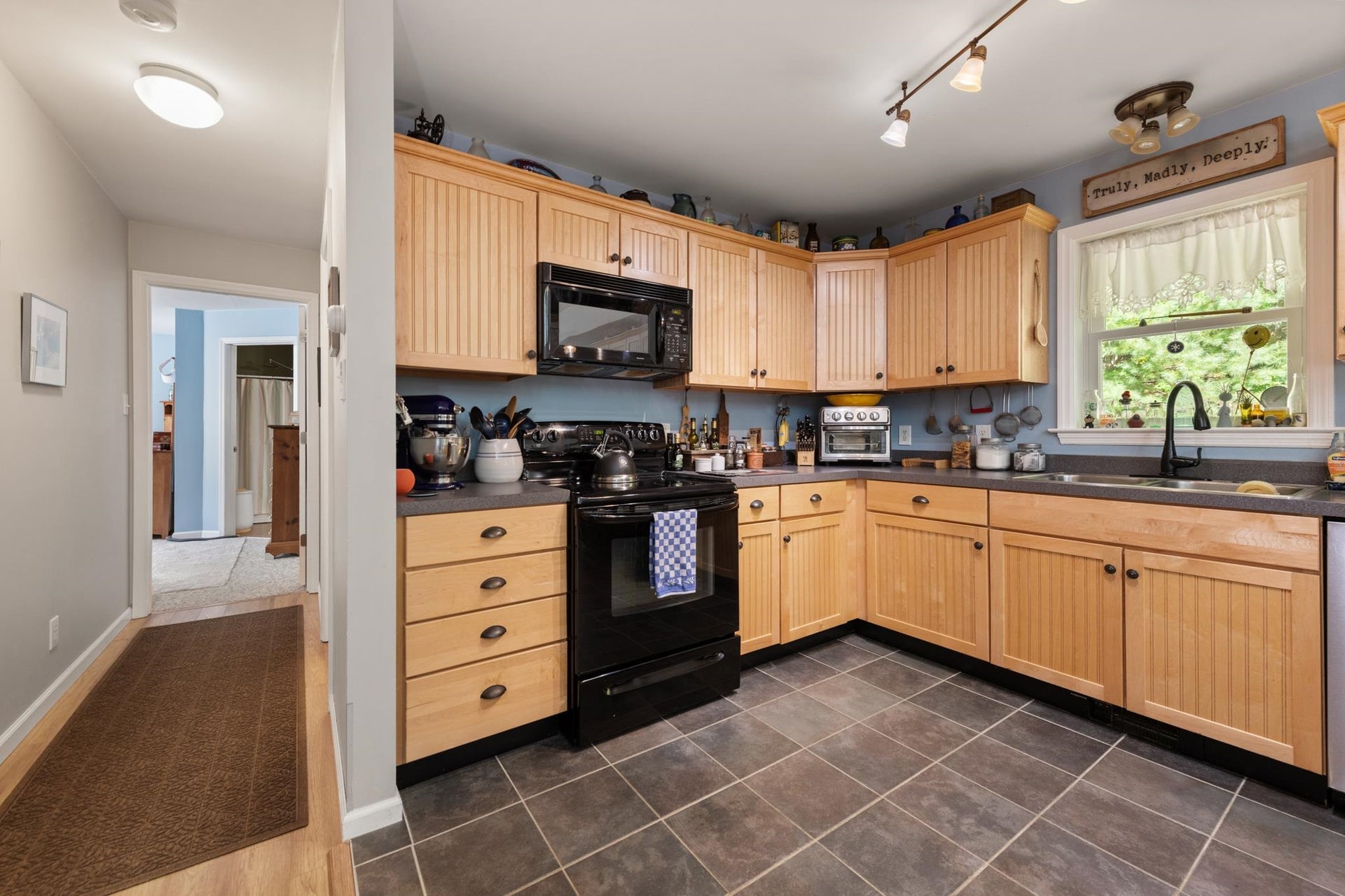 66 Tobey Road, Campton, NH 03223