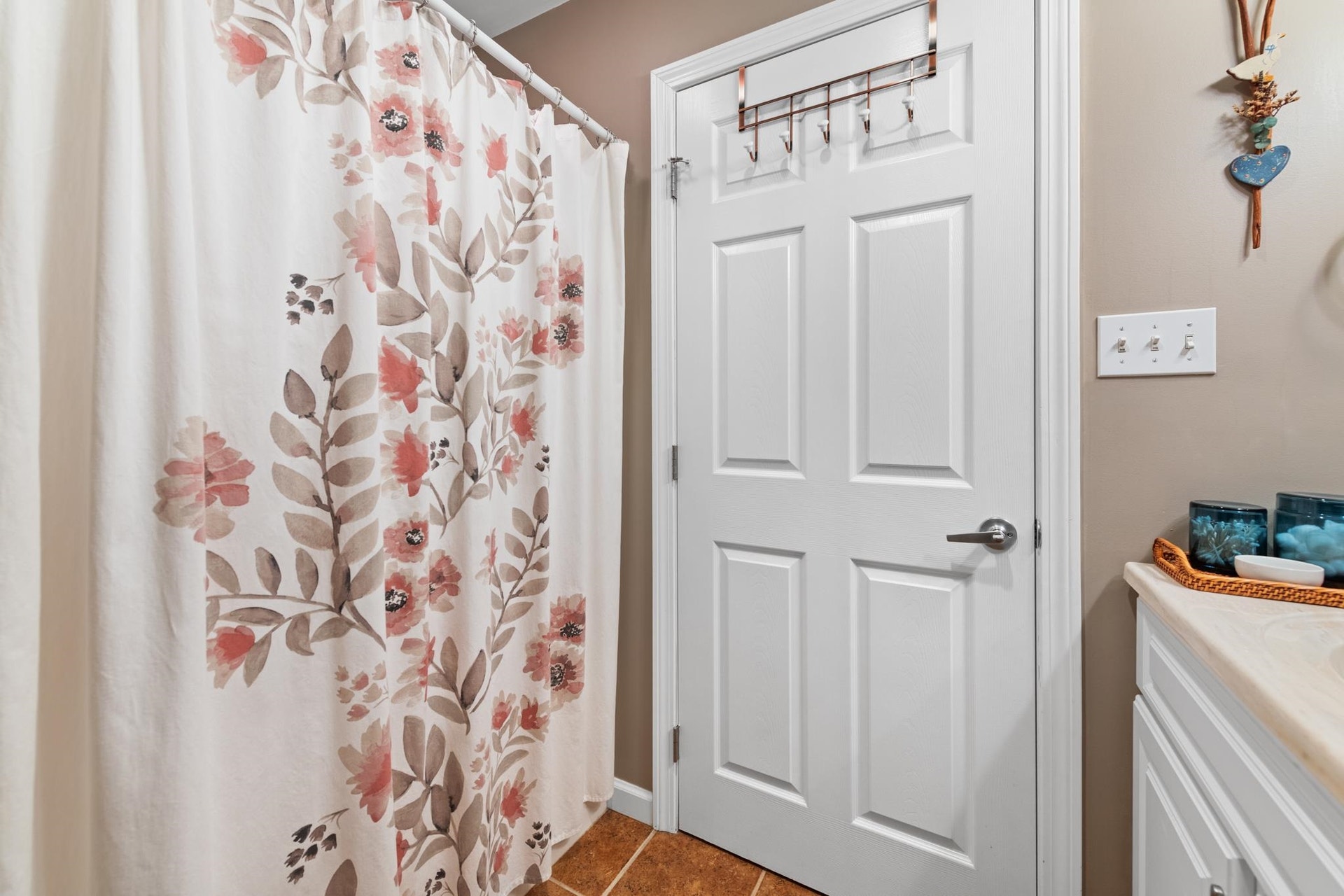 66 Tobey Road, Campton, NH 03223