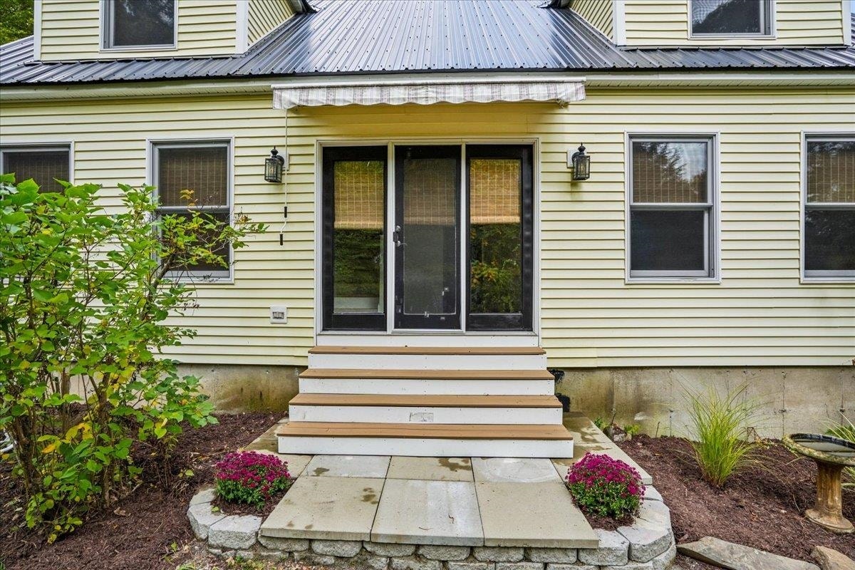 262 Collins Road, Lyndeborough, NH 03082