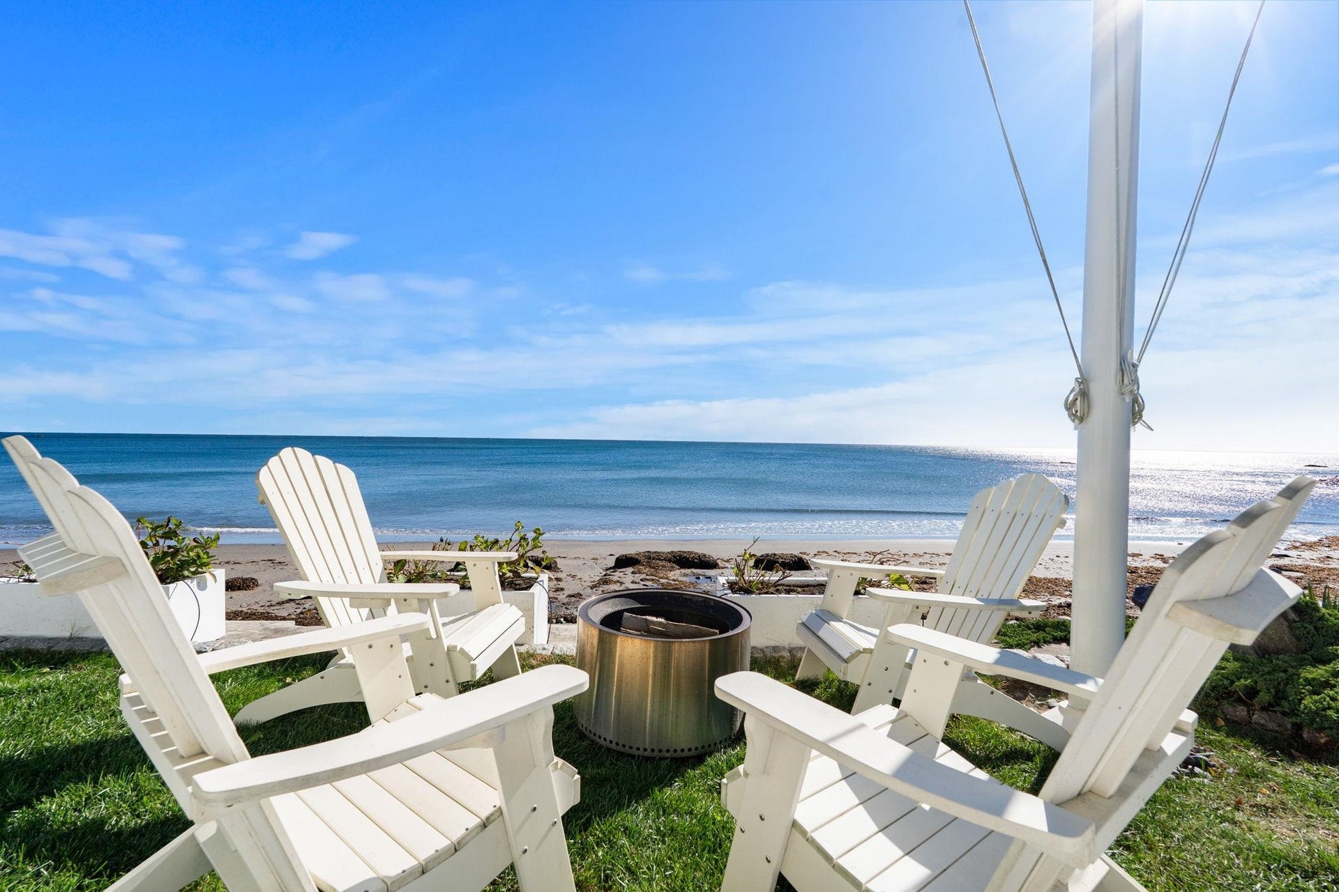 1016 Ocean Boulevard, Hampton, NH 03842