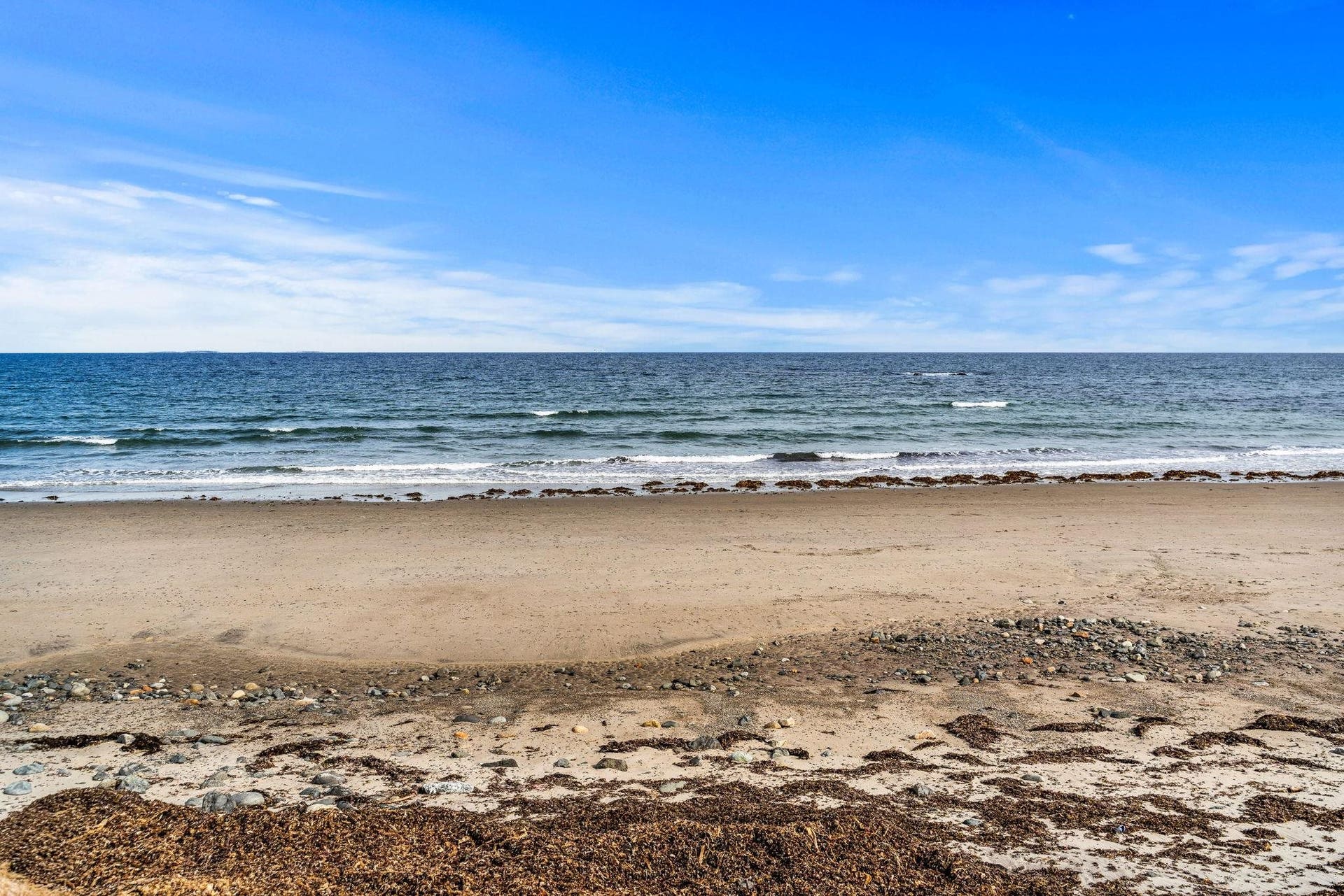 1016 Ocean Boulevard, Hampton, NH 03842