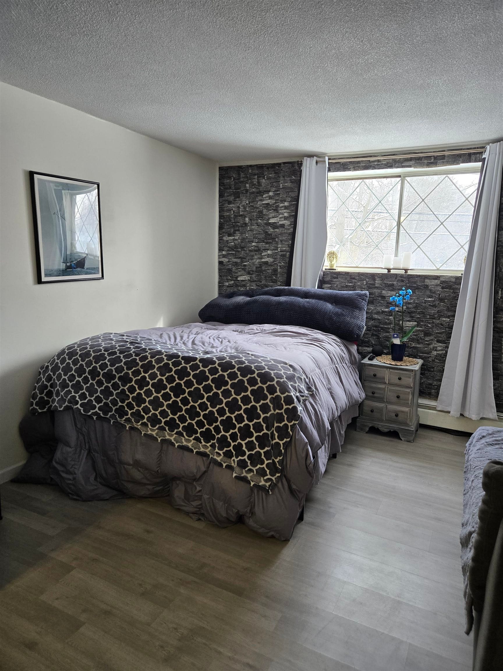 2 Silvestri Circle, #6, Derry, NH 03038