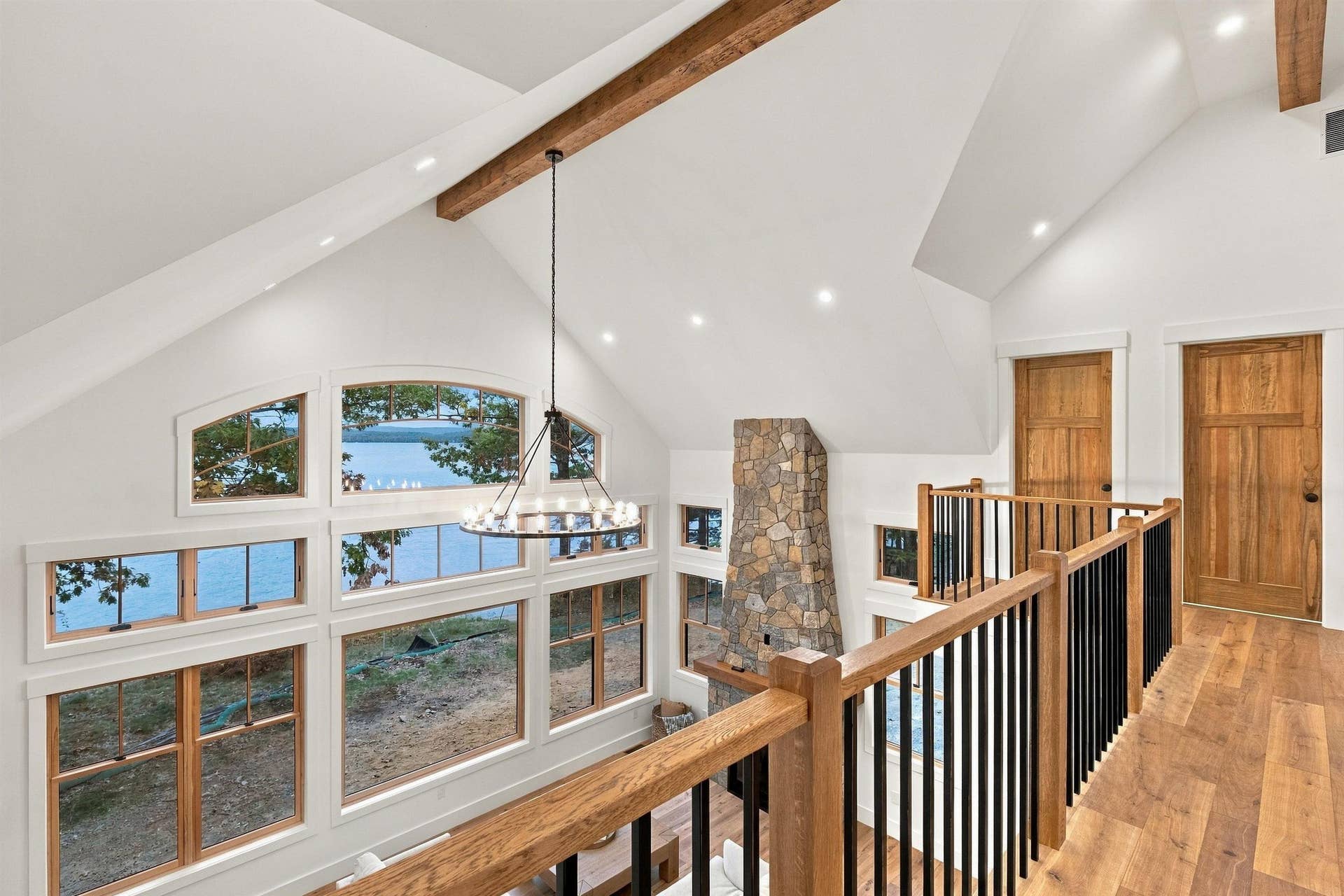 16 Garnet Point Road, Moultonborough, NH 03254
