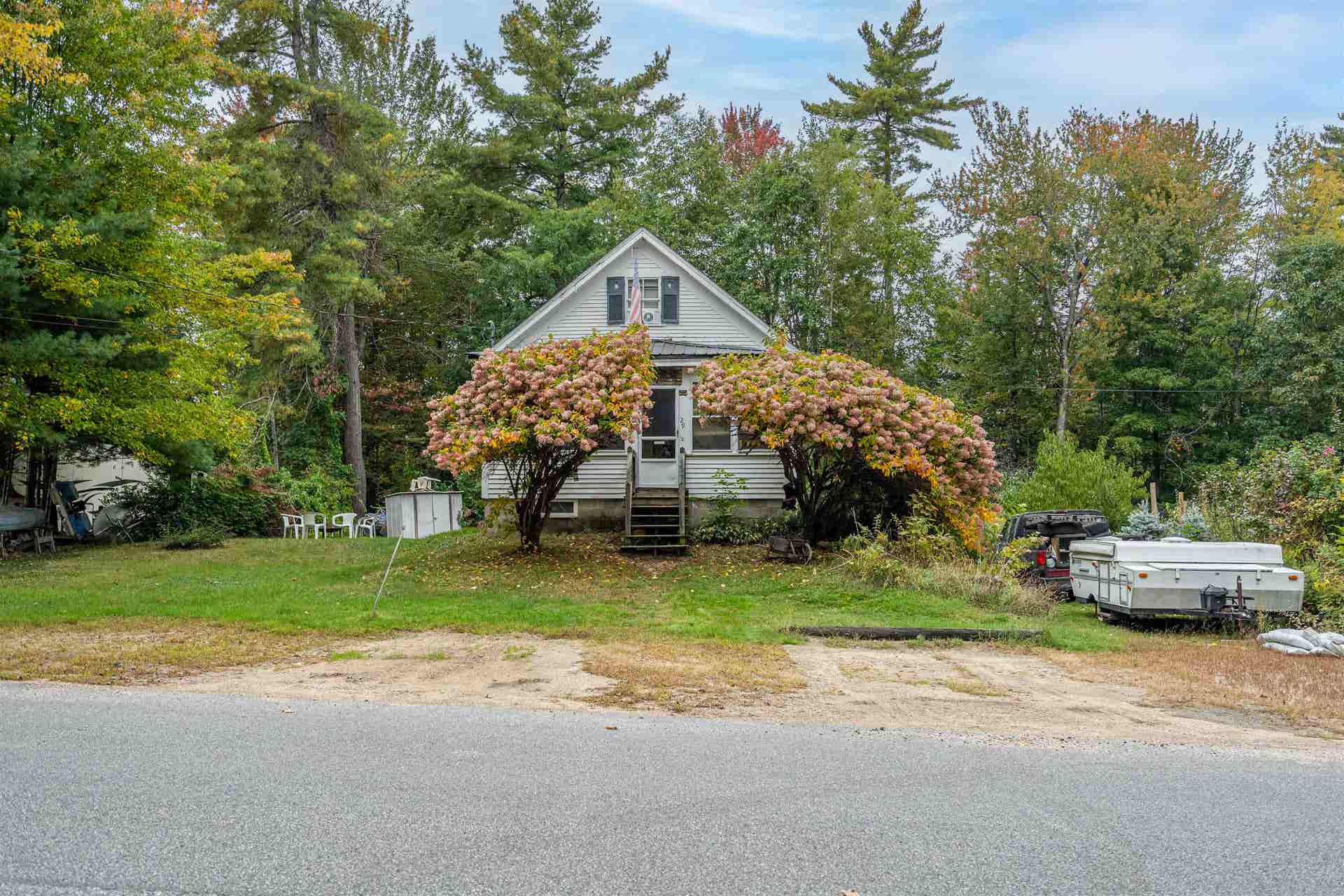 29 Huckins Street, Ossipee, NH 03814