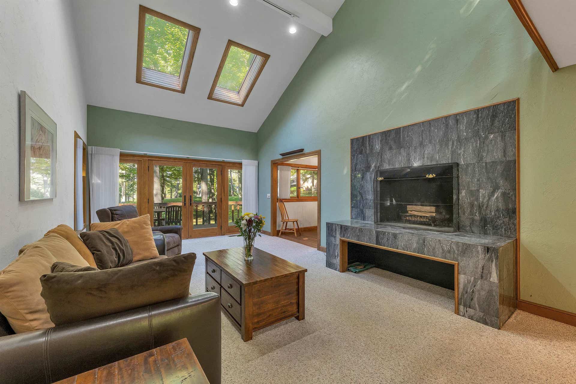 29 Harbourside Drive, Moultonborough, NH 03254
