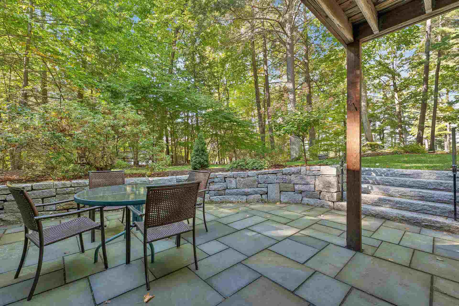 29 Harbourside Drive, Moultonborough, NH 03254