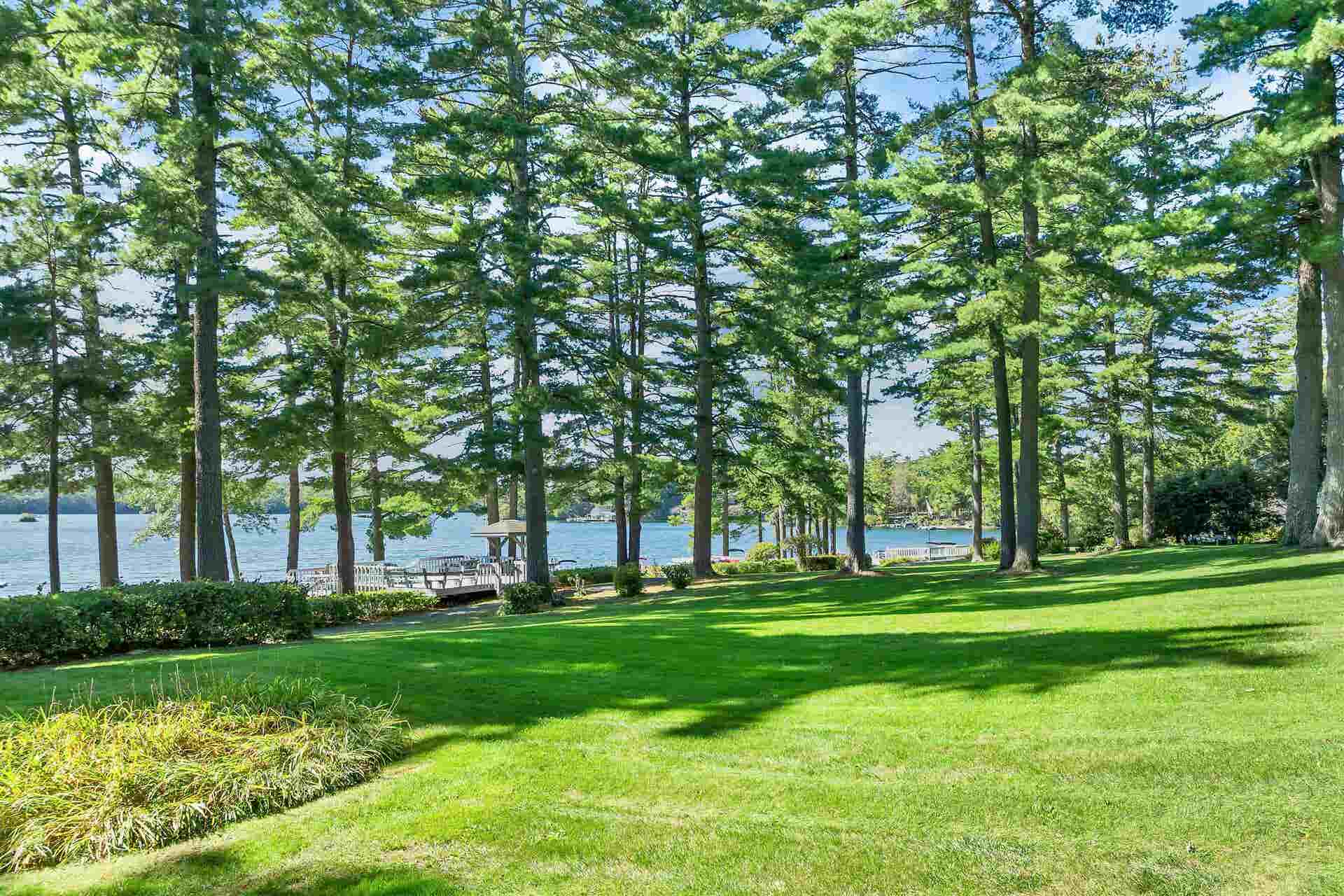 29 Harbourside Drive, Moultonborough, NH 03254