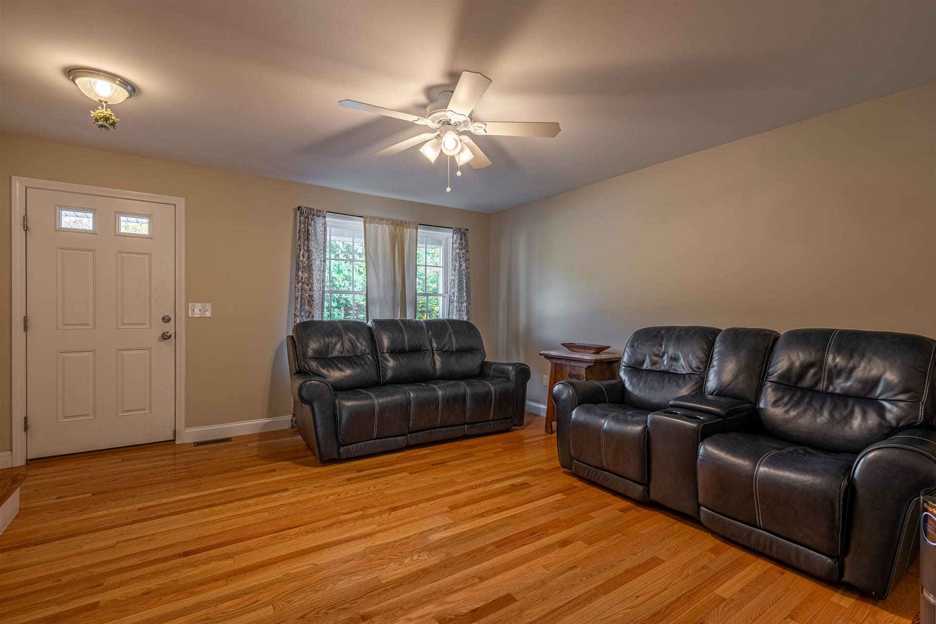5 Kinsley Drive, Newton, NH 03858