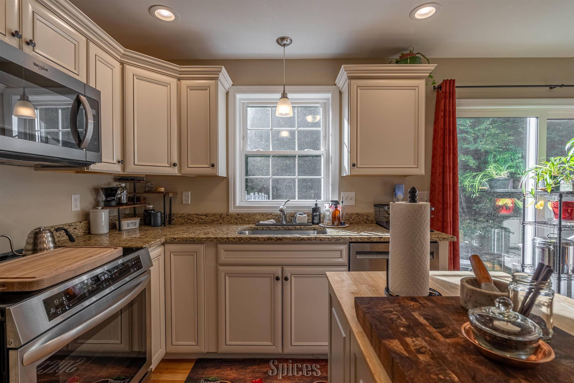 5 Kinsley Drive, Newton, NH 03858