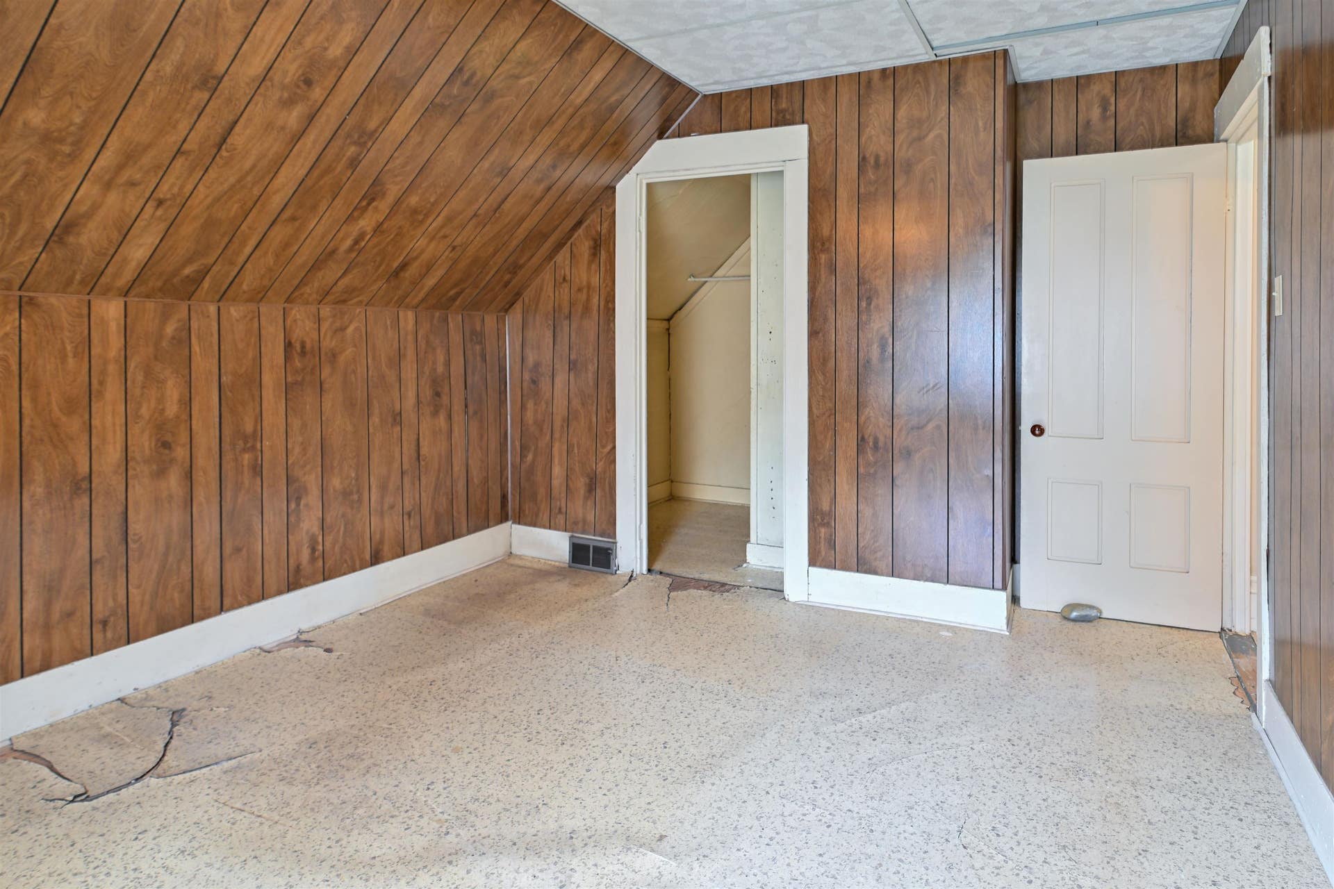 120 Ashland Street, Manchester, NH 03104