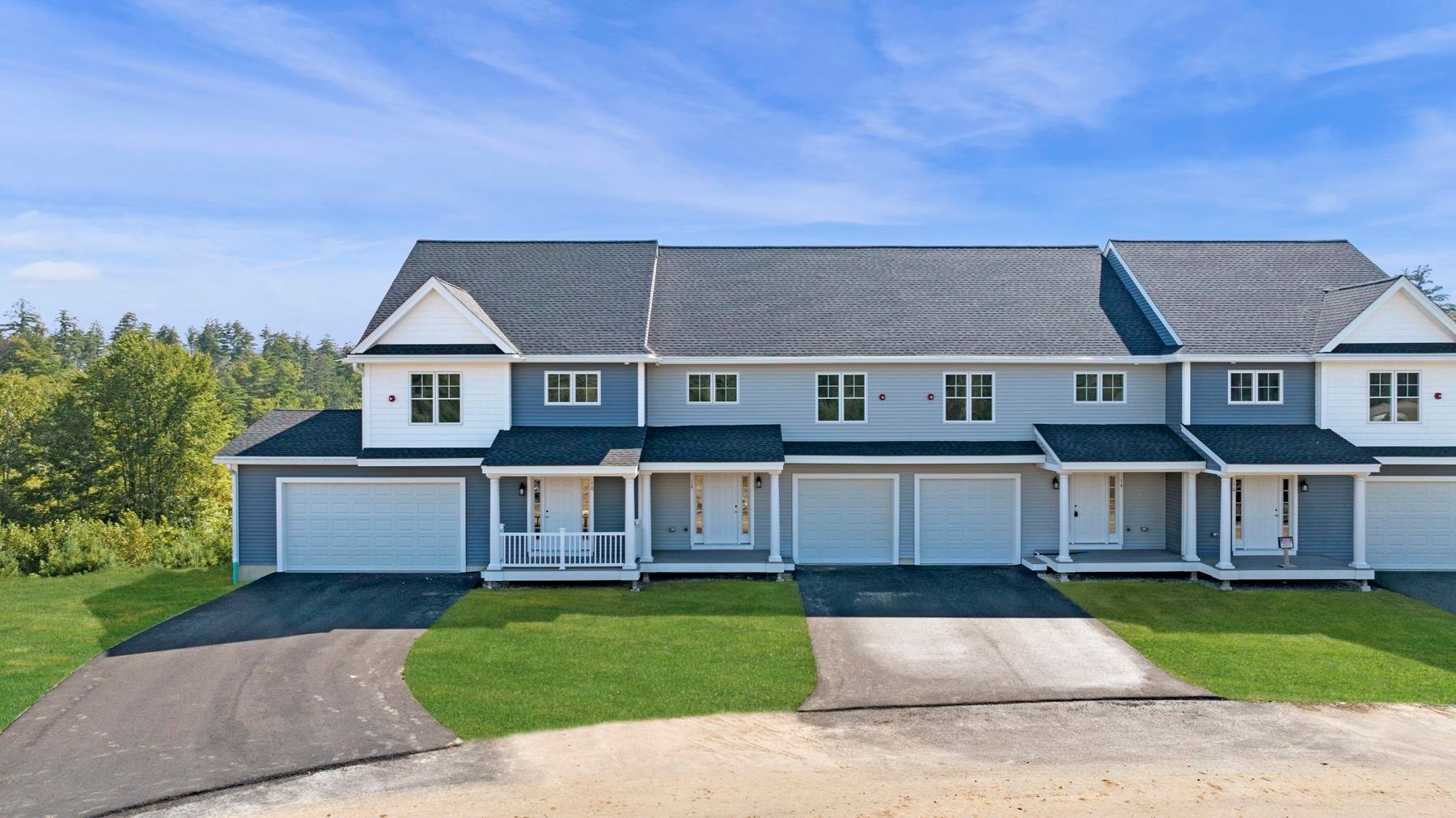 64 Crestview Way, Raymond, NH 03077