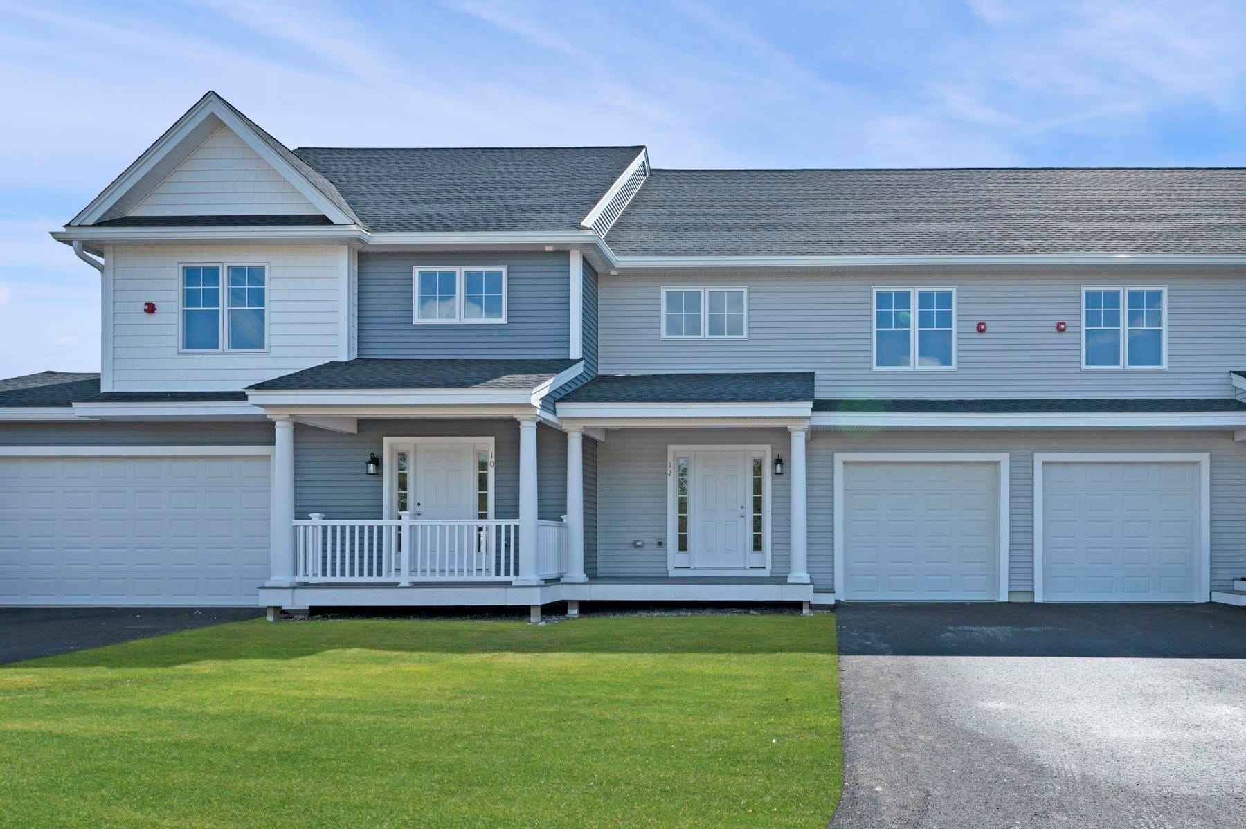 64 Crestview Way, Raymond, NH 03077