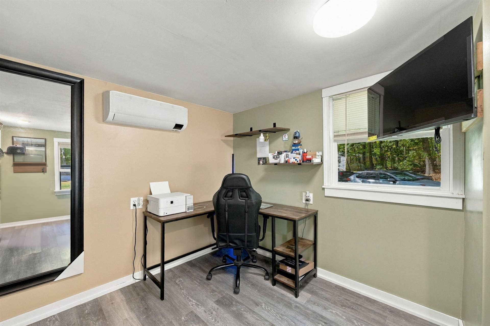 2nd Bedroom