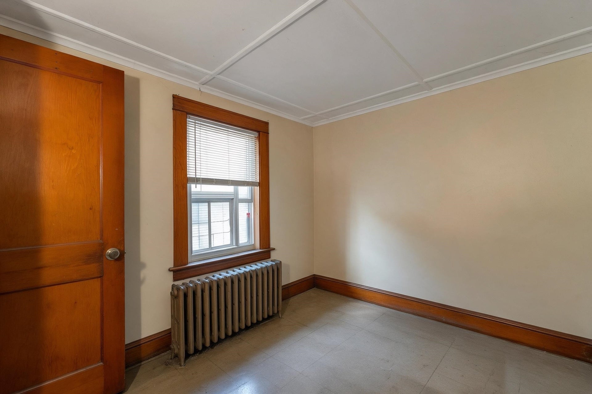 24 Messer Street, Laconia, NH 03246