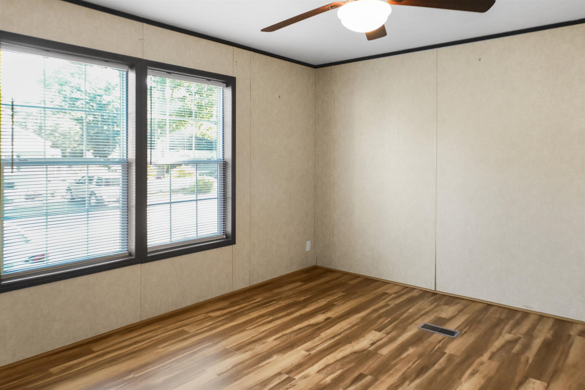 11 Riverview Drive, Rochester, NH 03867