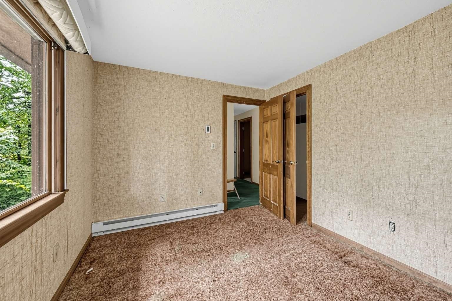 28 Beechwood Road, Hudson, NH 03051
