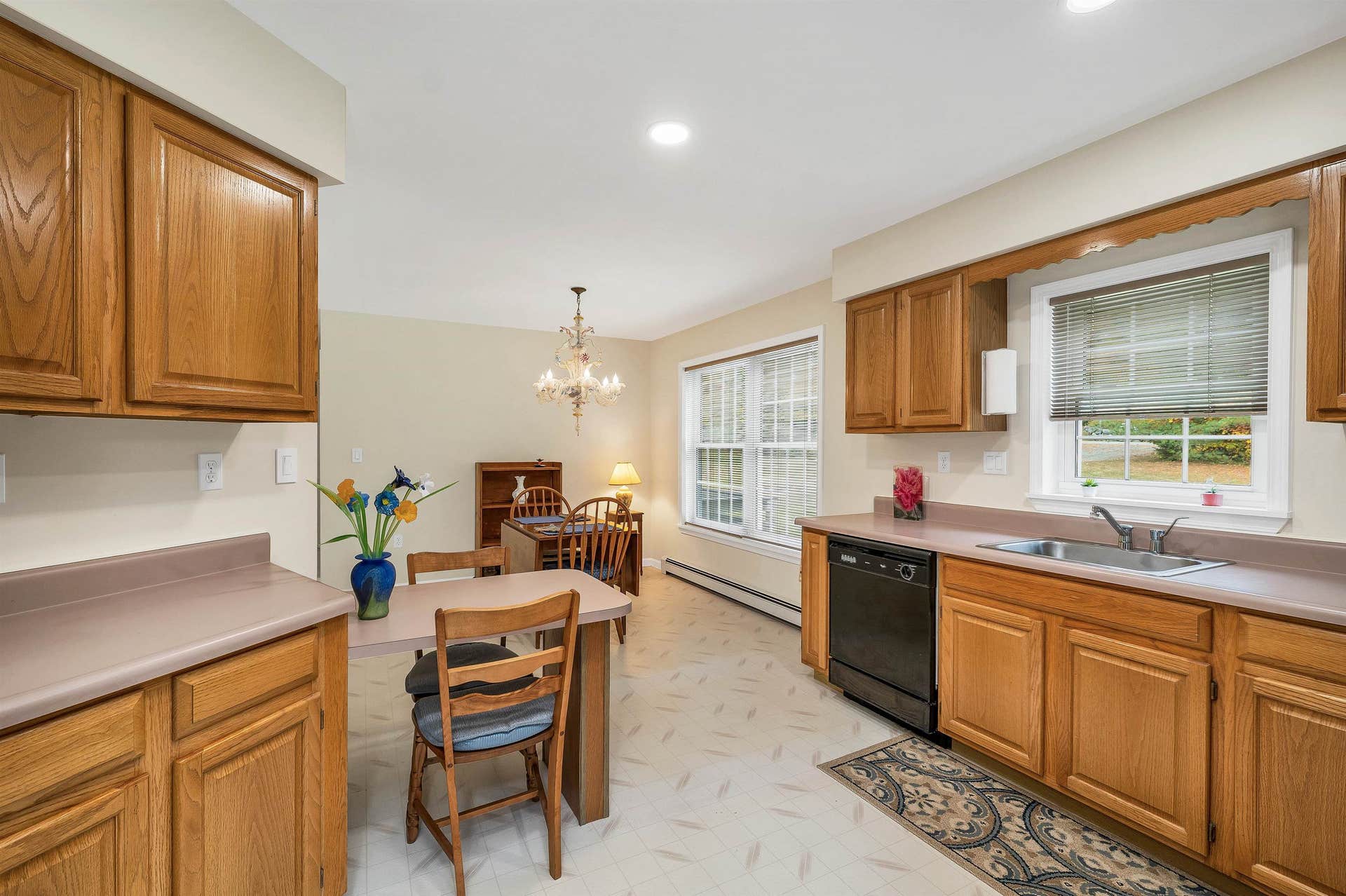 1695 Maple Street, Bethlehem, NH 03574