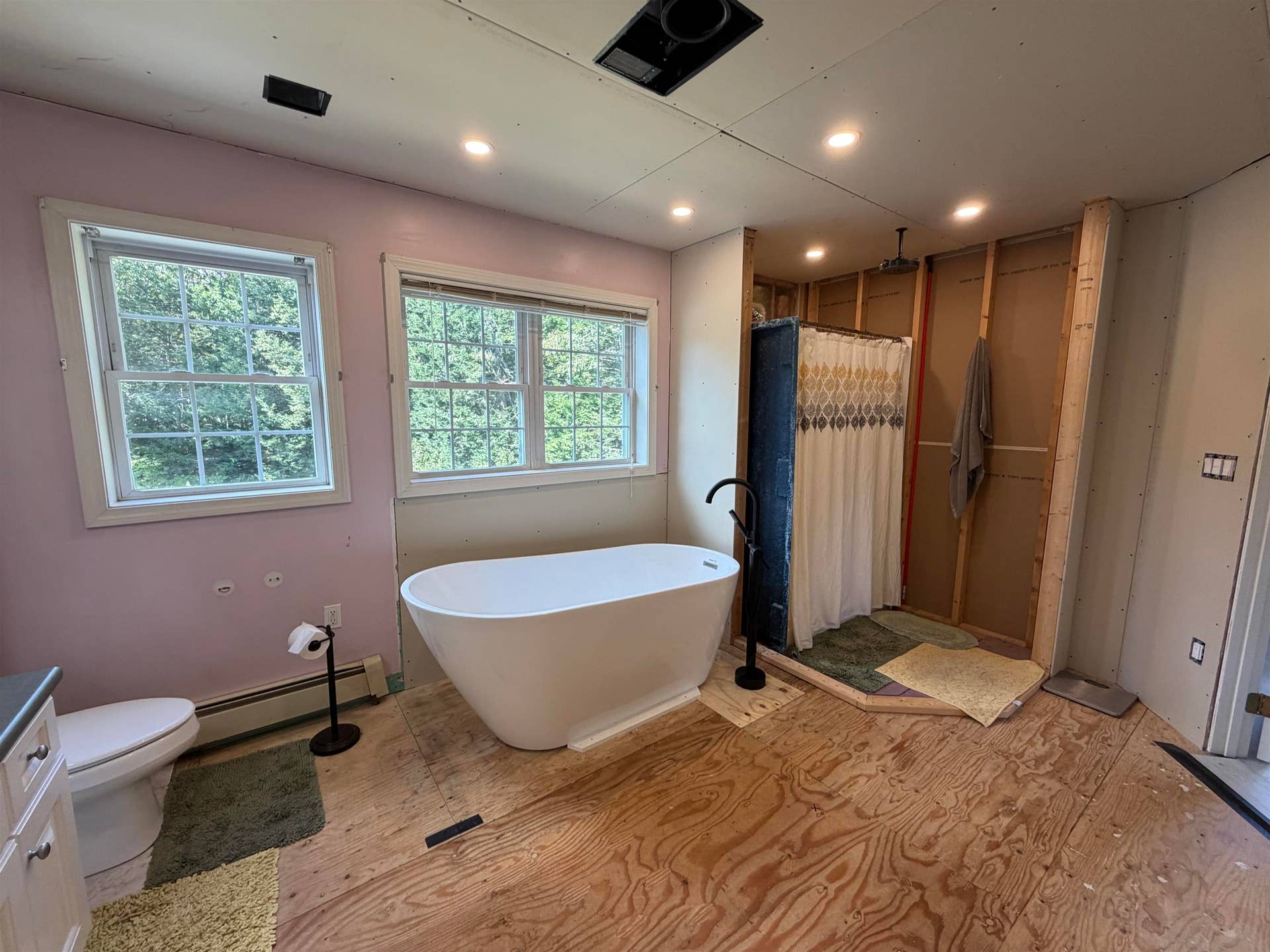 5 Fiddlehead Lane, Chester, NH 03036-4073