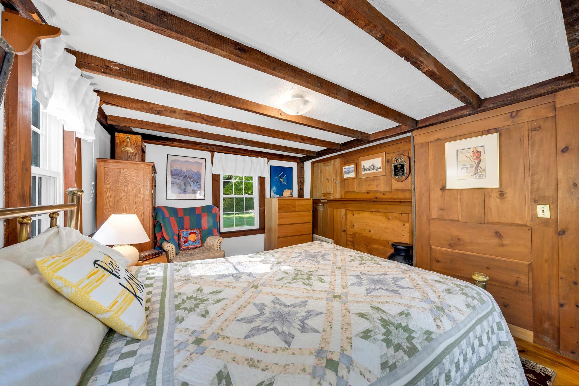 22 Cobbetts Pond Road, Windham, NH 03087