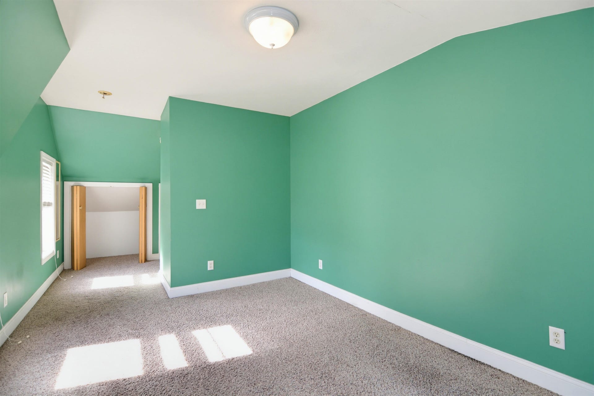 185 Elm Street, Goffstown, NH 03045