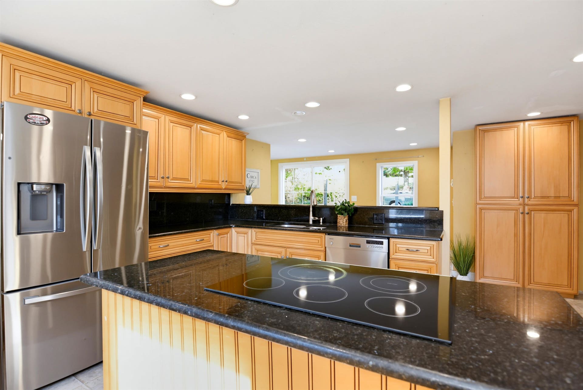 185 Elm Street, Goffstown, NH 03045