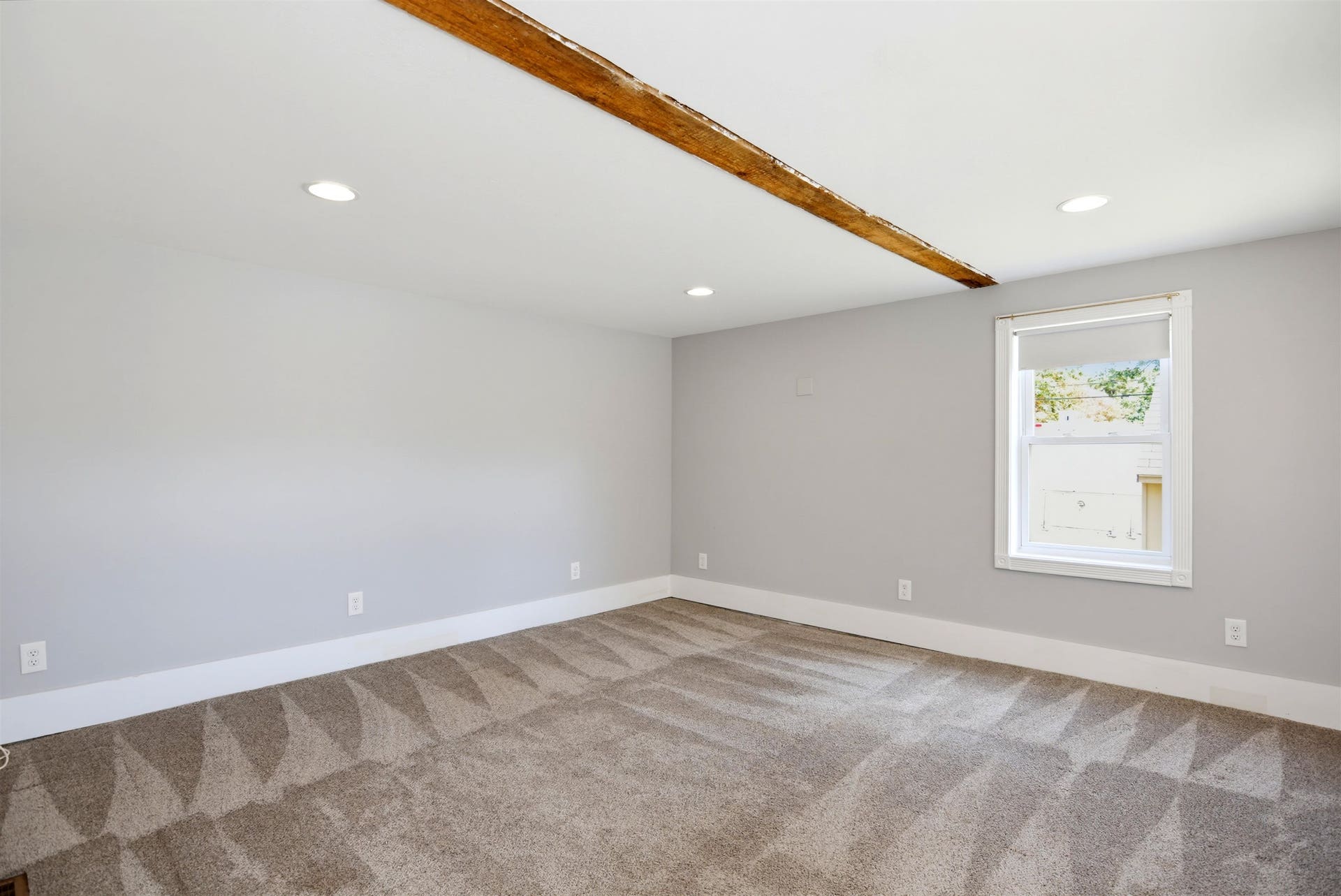 185 Elm Street, Goffstown, NH 03045