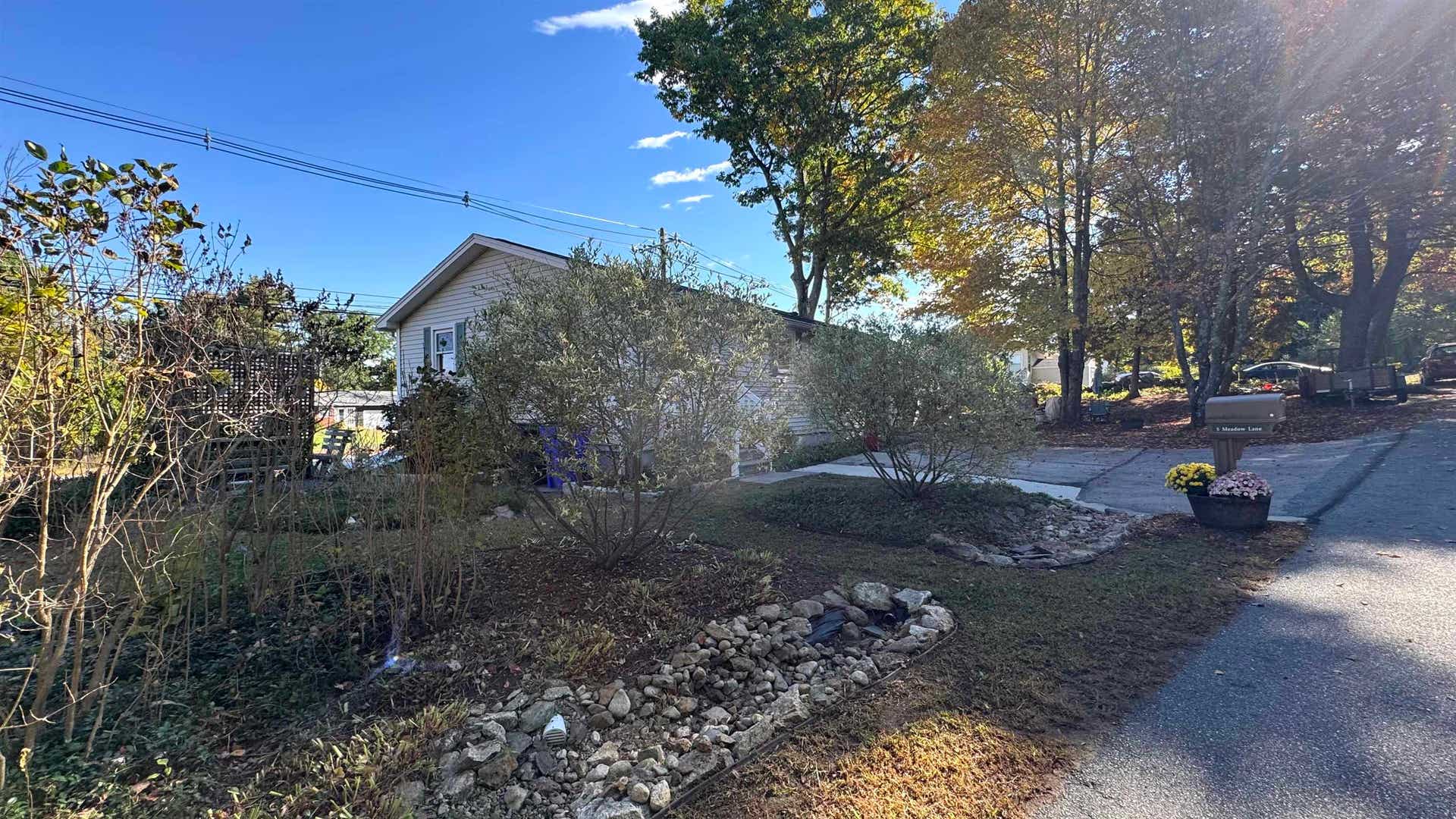 5 Meadow Lane, Goffstown, NH 03045