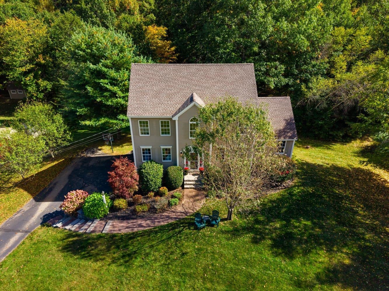 13 Hilton Drive, Newmarket, NH 03857