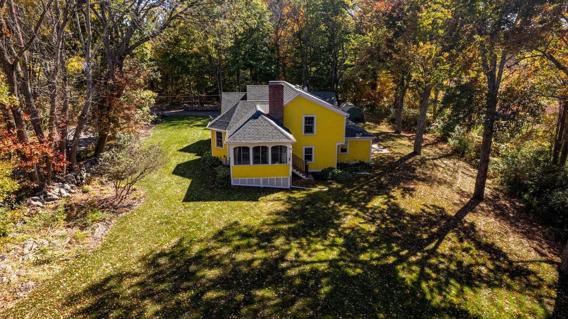 196 Bunker Hill Avenue, Stratham, NH 03885