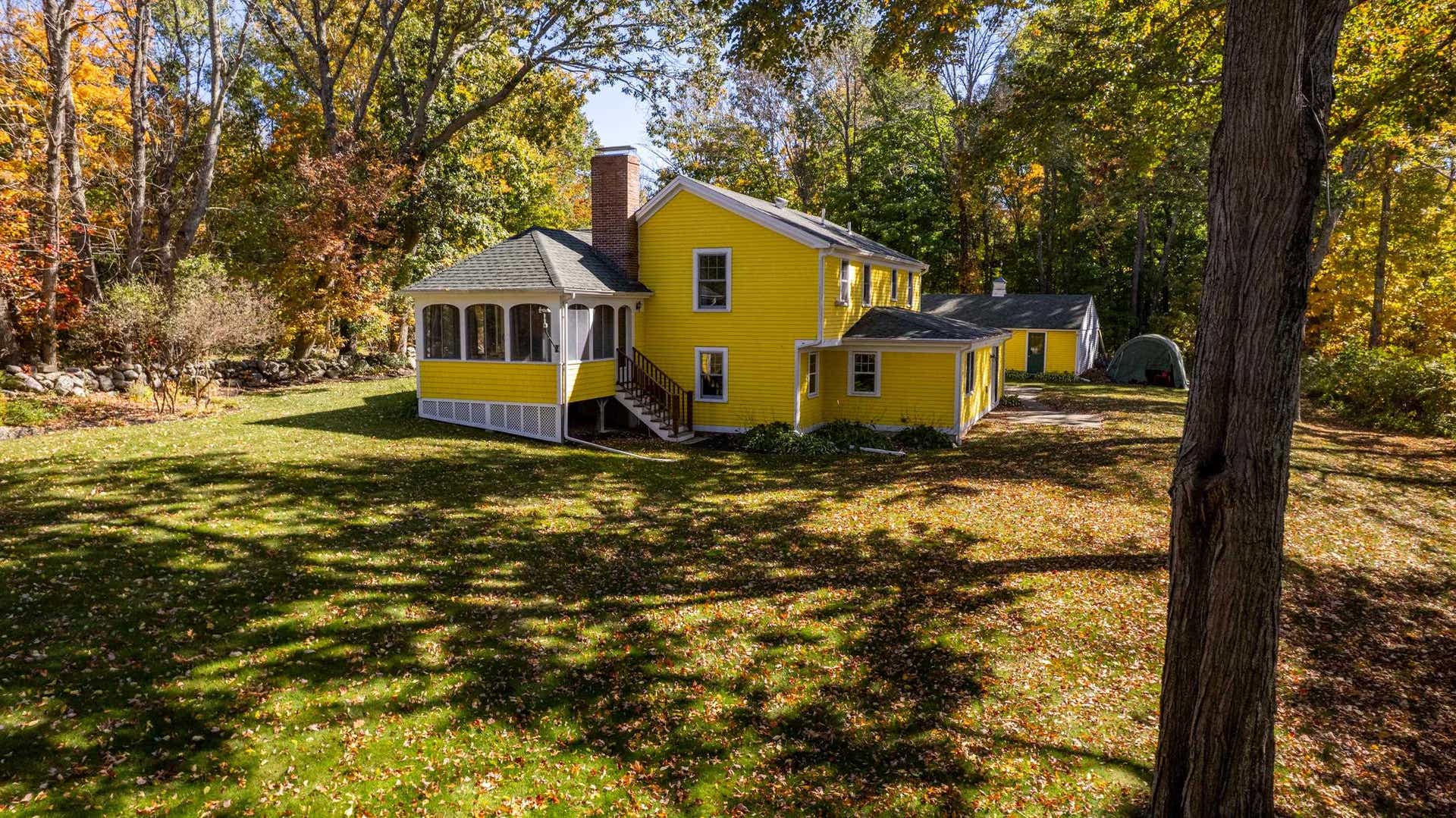 196 Bunker Hill Avenue, Stratham, NH 03885