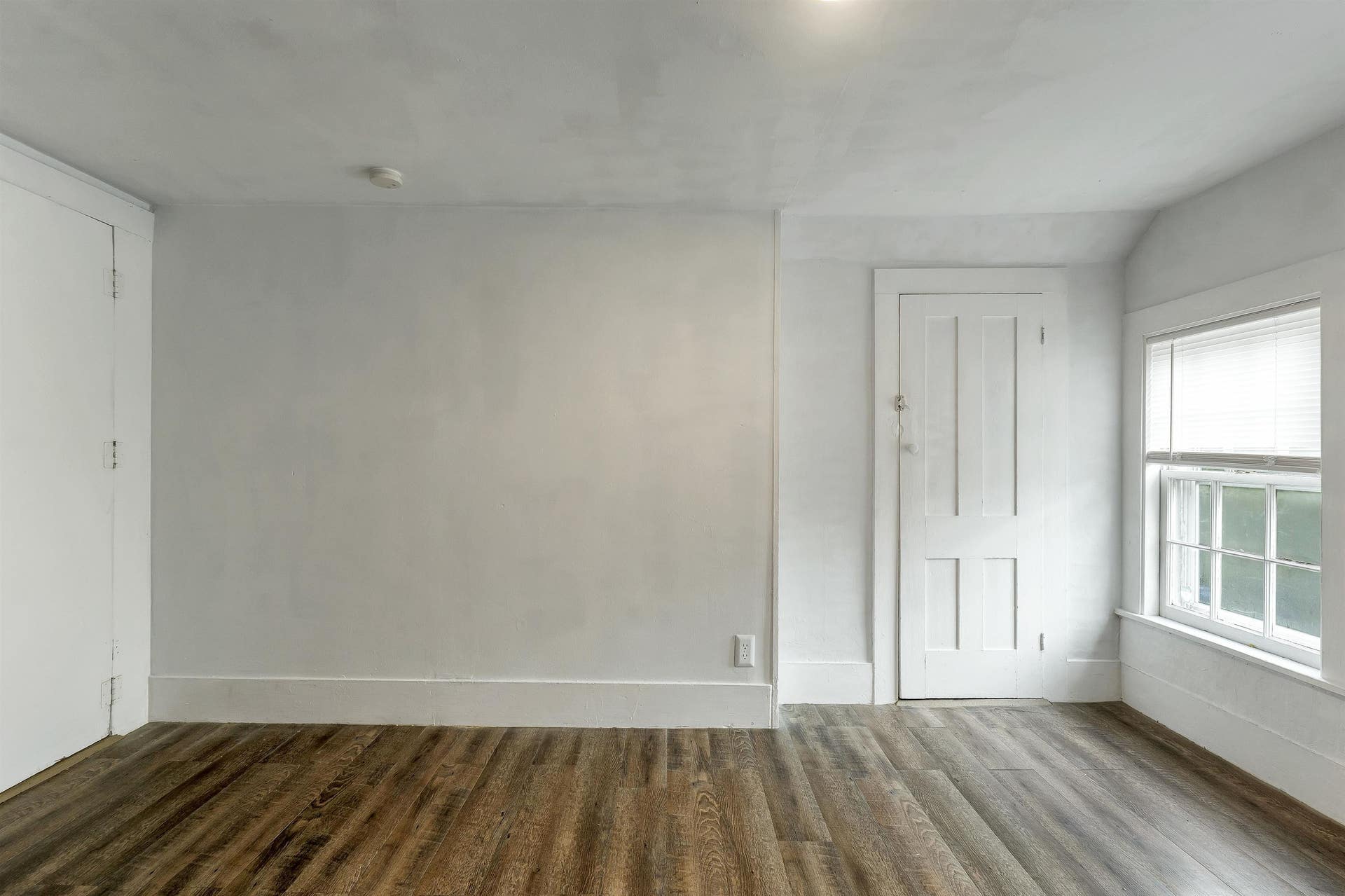 26 Isabella Street, Laconia, NH 03246