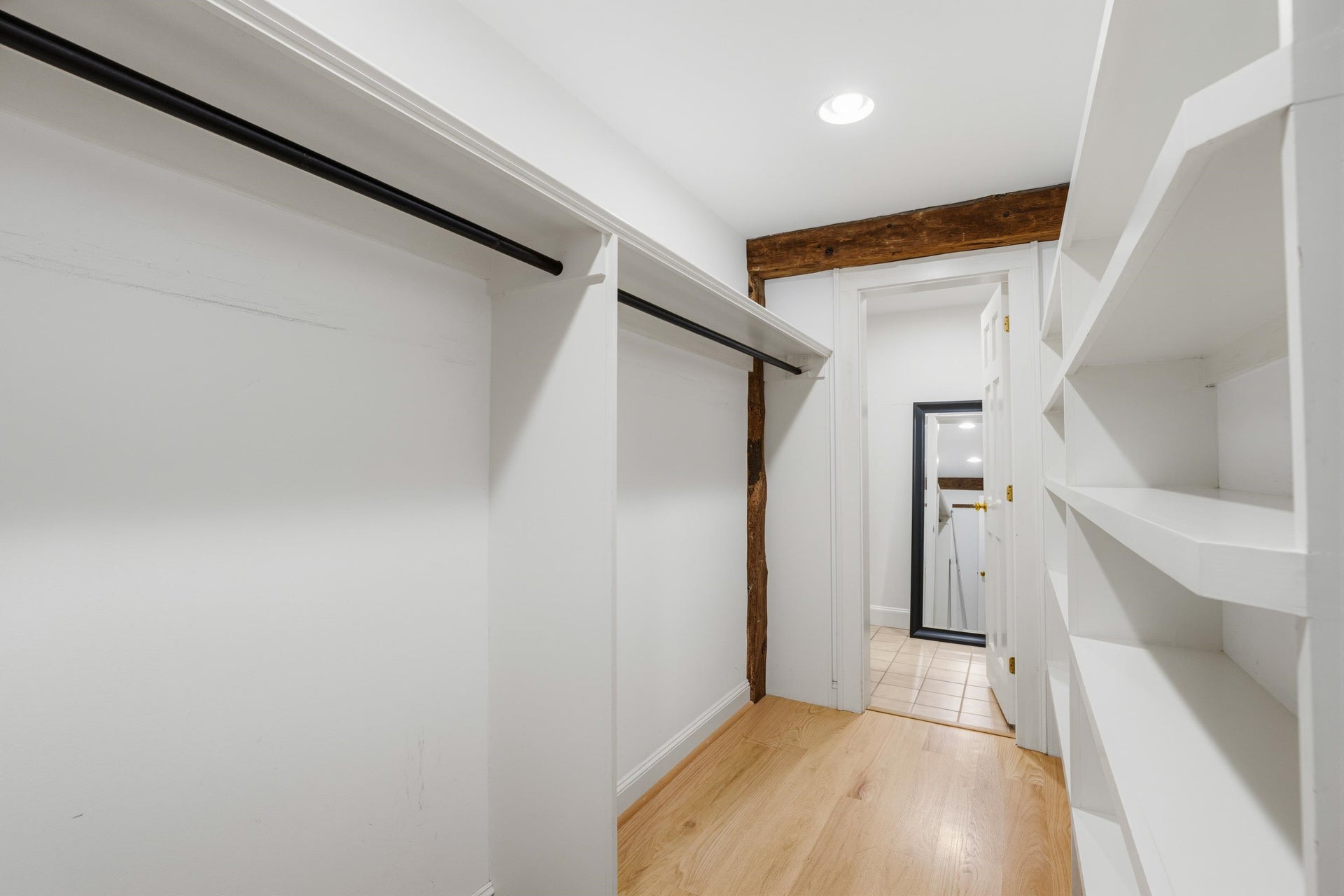 17 NEWFIELDS Road, Exeter, NH 03833