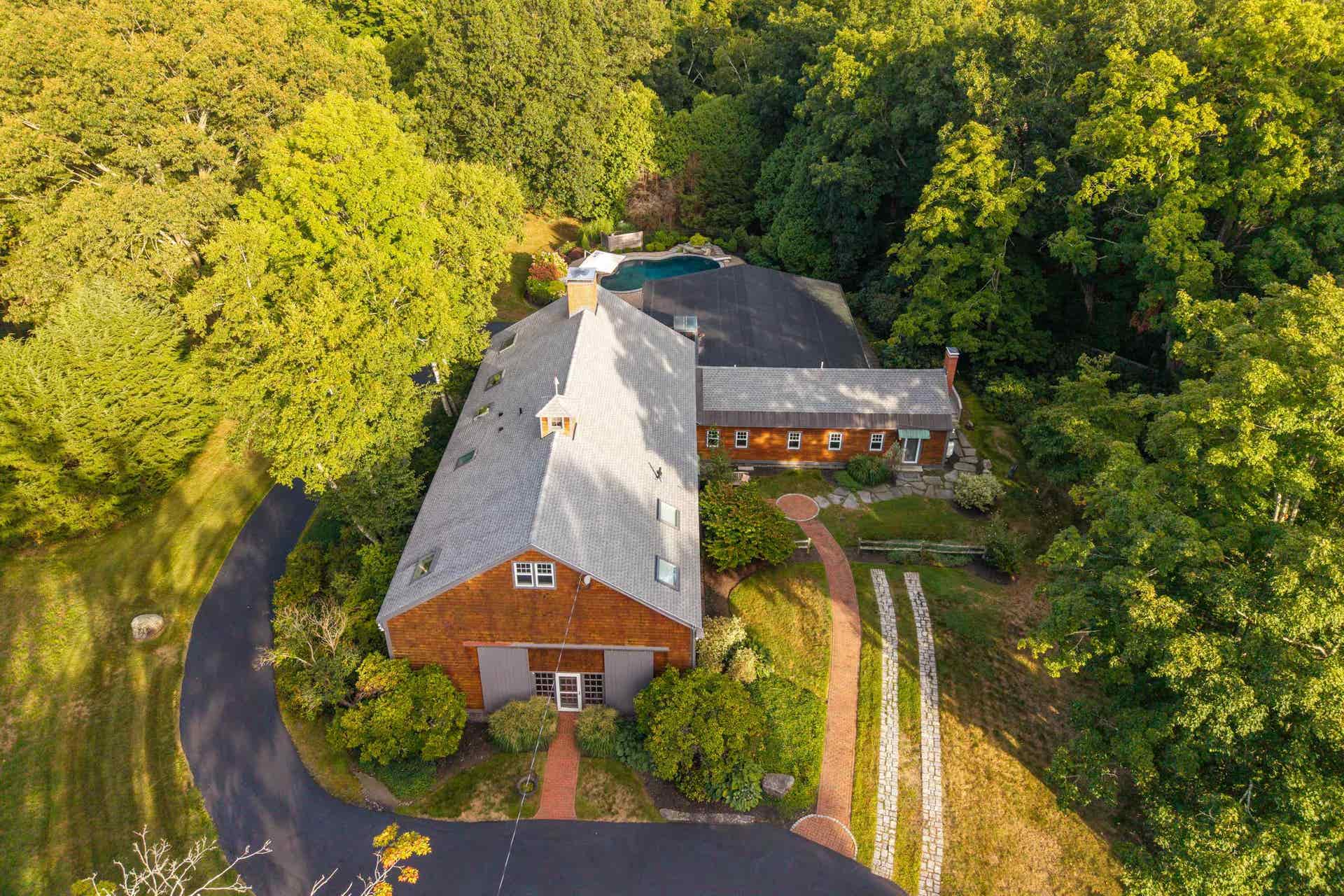 17 NEWFIELDS Road, Exeter, NH 03833