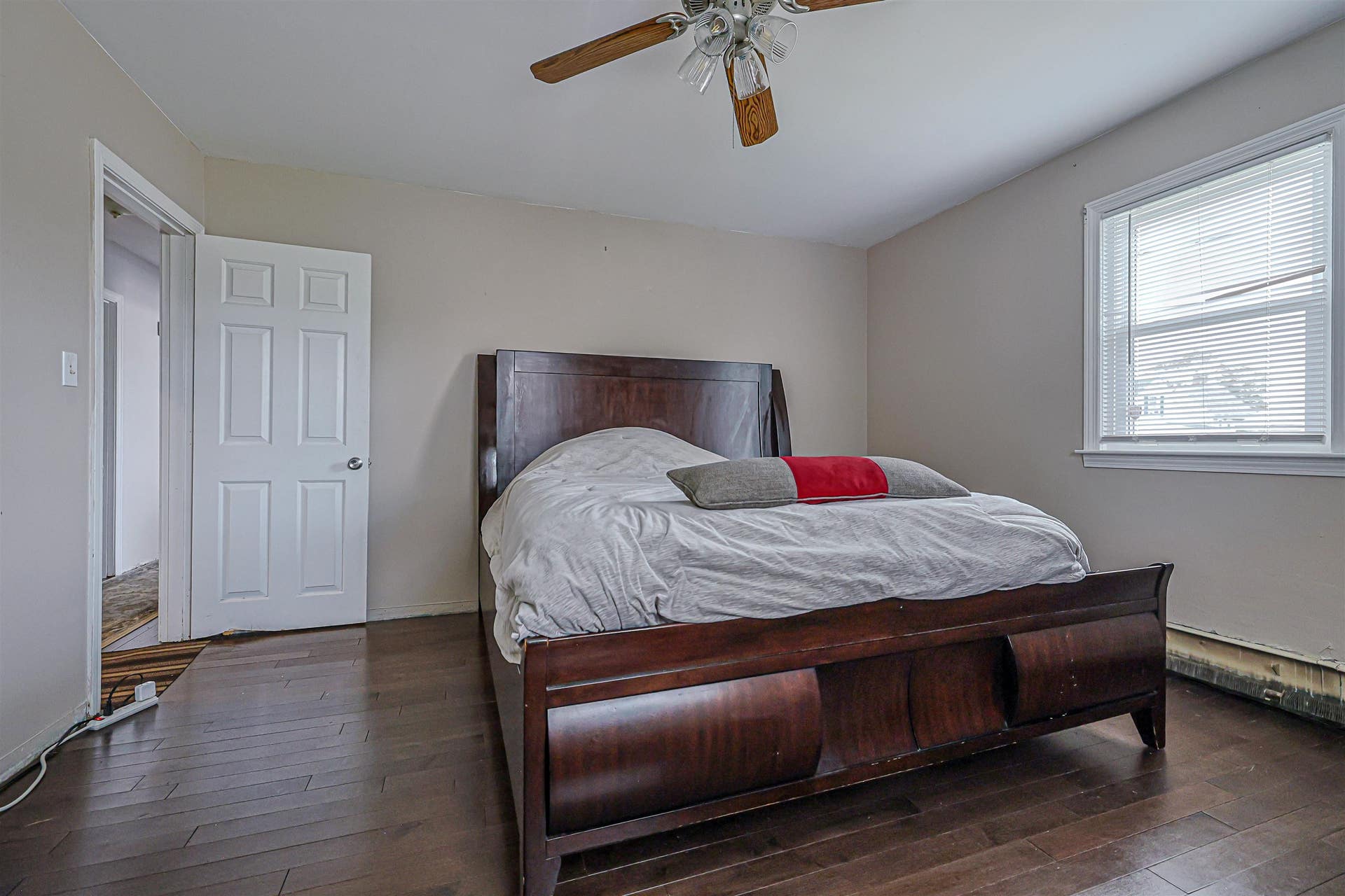 205 Bourne Street, Manchester, NH 03103