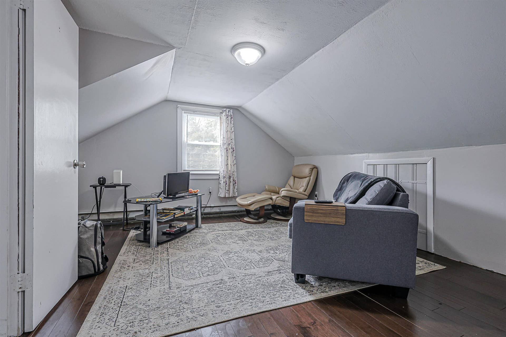 205 Bourne Street, Manchester, NH 03103