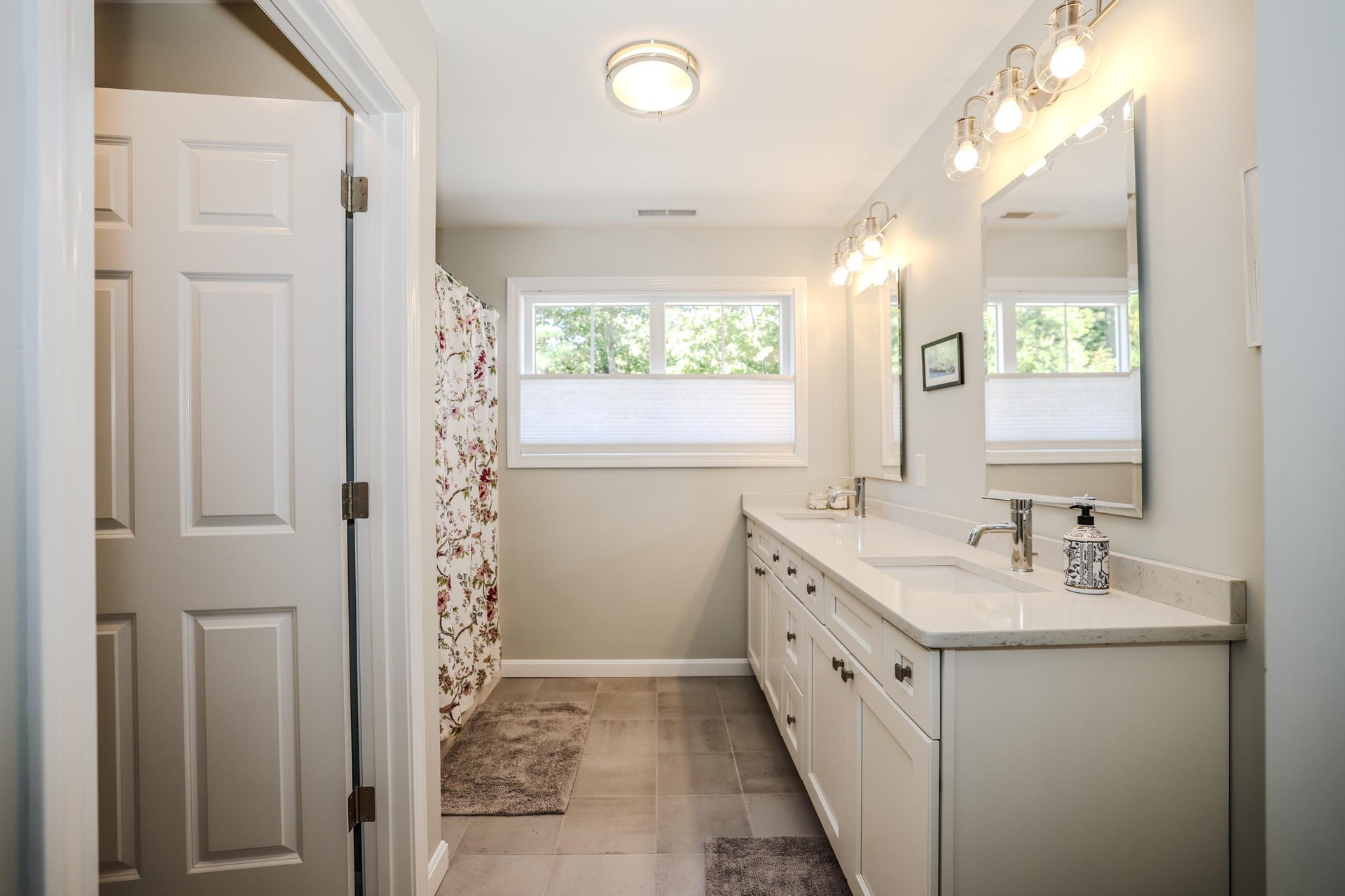 173 Knollwood Way, Manchester, NH 03102