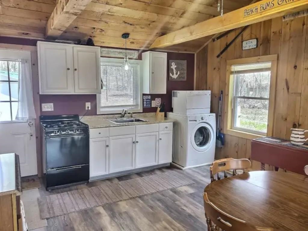 11&13 Indian Point Road, Croydon, NH 03773