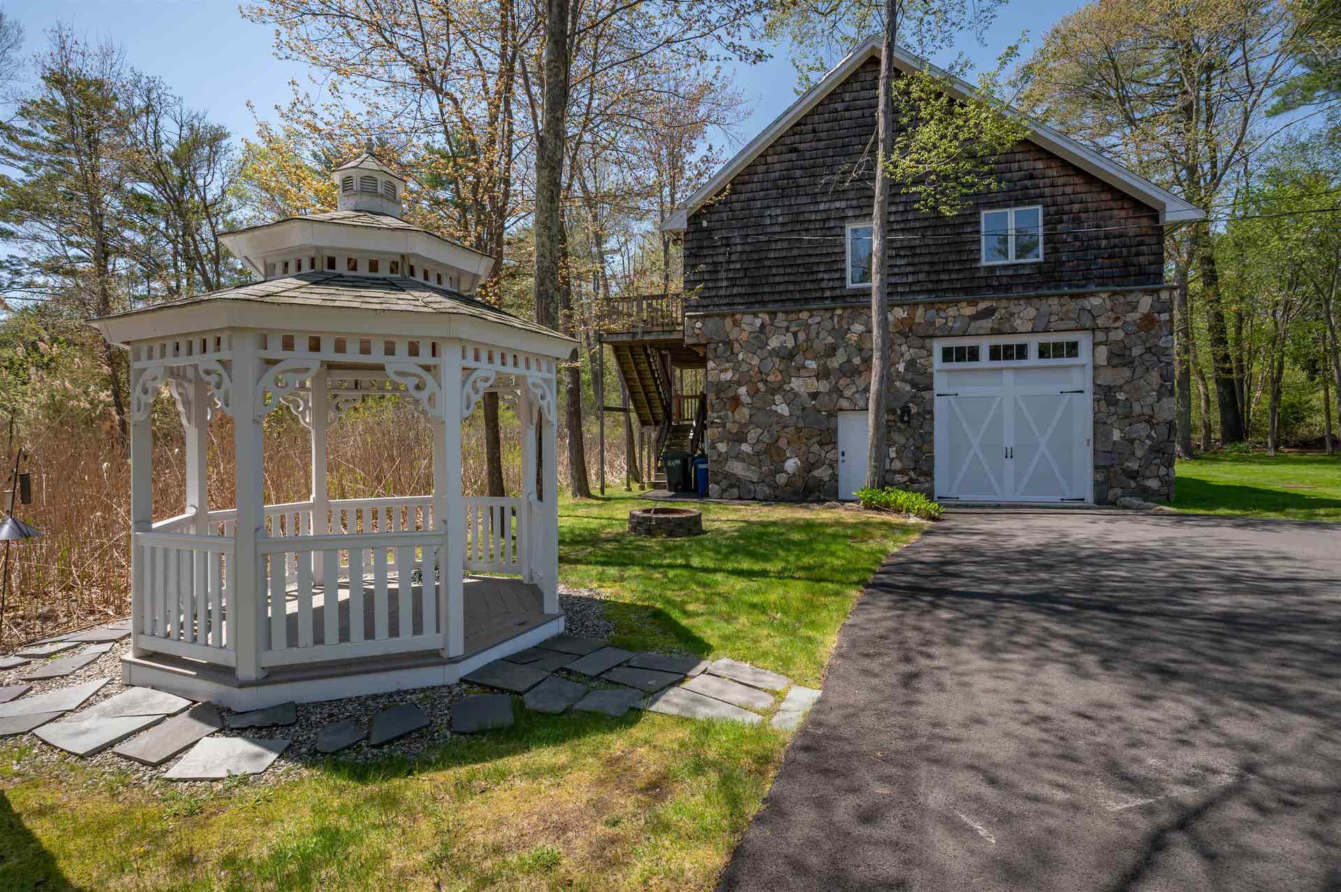 51 Depot Road, Hampton Falls, NH 03644