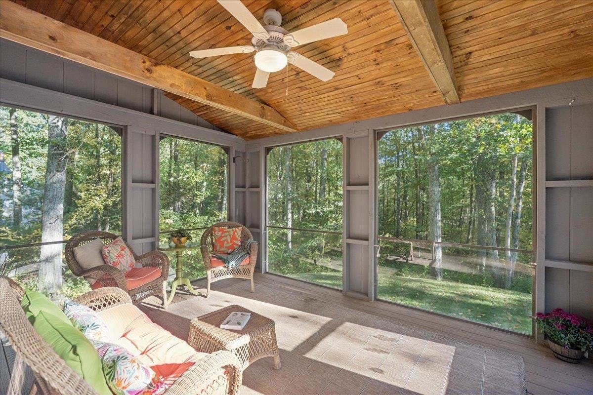 33 Ledgewood Road, Bedford, NH 03110