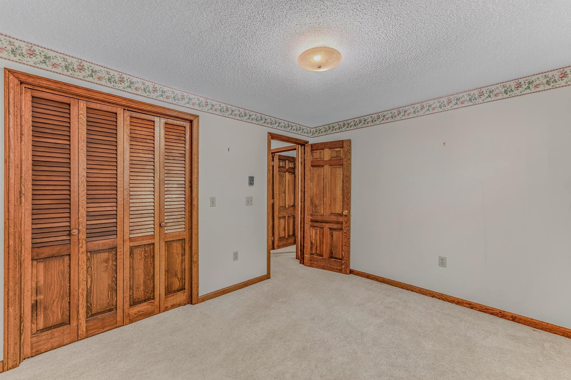 Good size closets