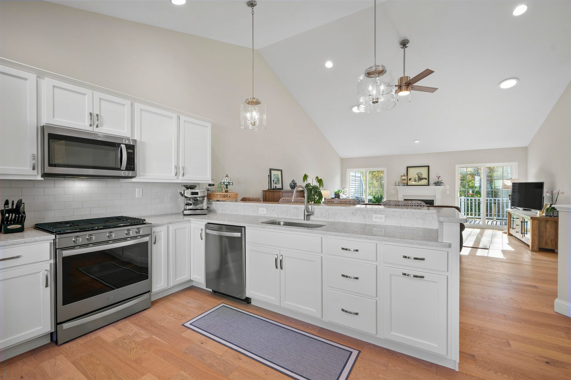 7 Cardinal Lane, #B, Epping, NH 03042