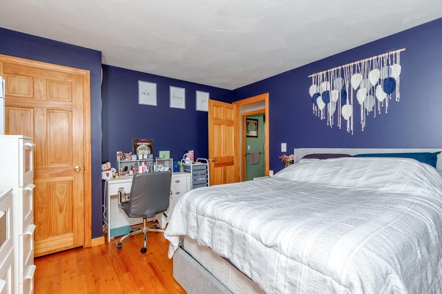 4 Blackstone Street, Hudson, NH 03051