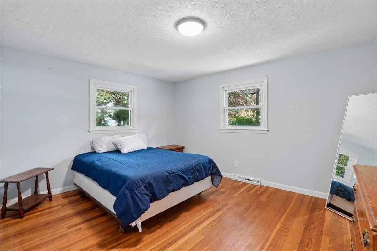 20 Suzanne Drive, Portsmouth, NH 03801