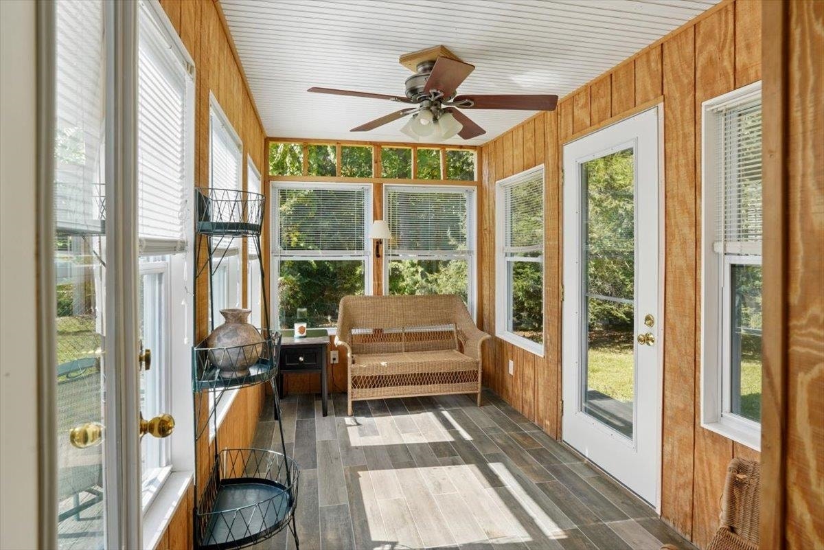 20 Suzanne Drive, Portsmouth, NH 03801